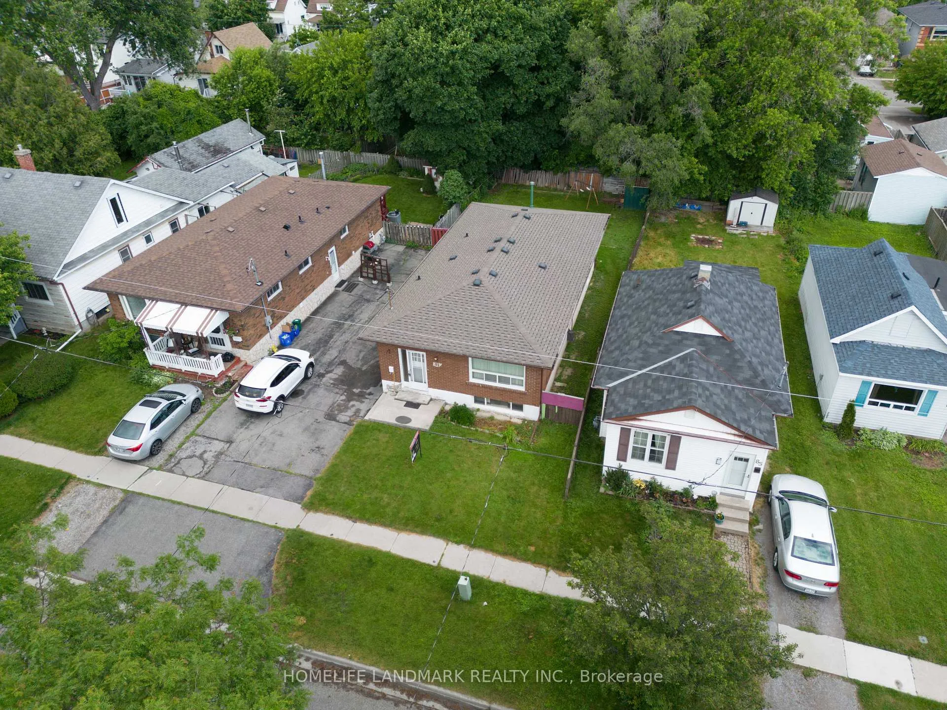 Photo 3 of 81 cromwell Avenue, Oshawa, Vanier — HOMEH