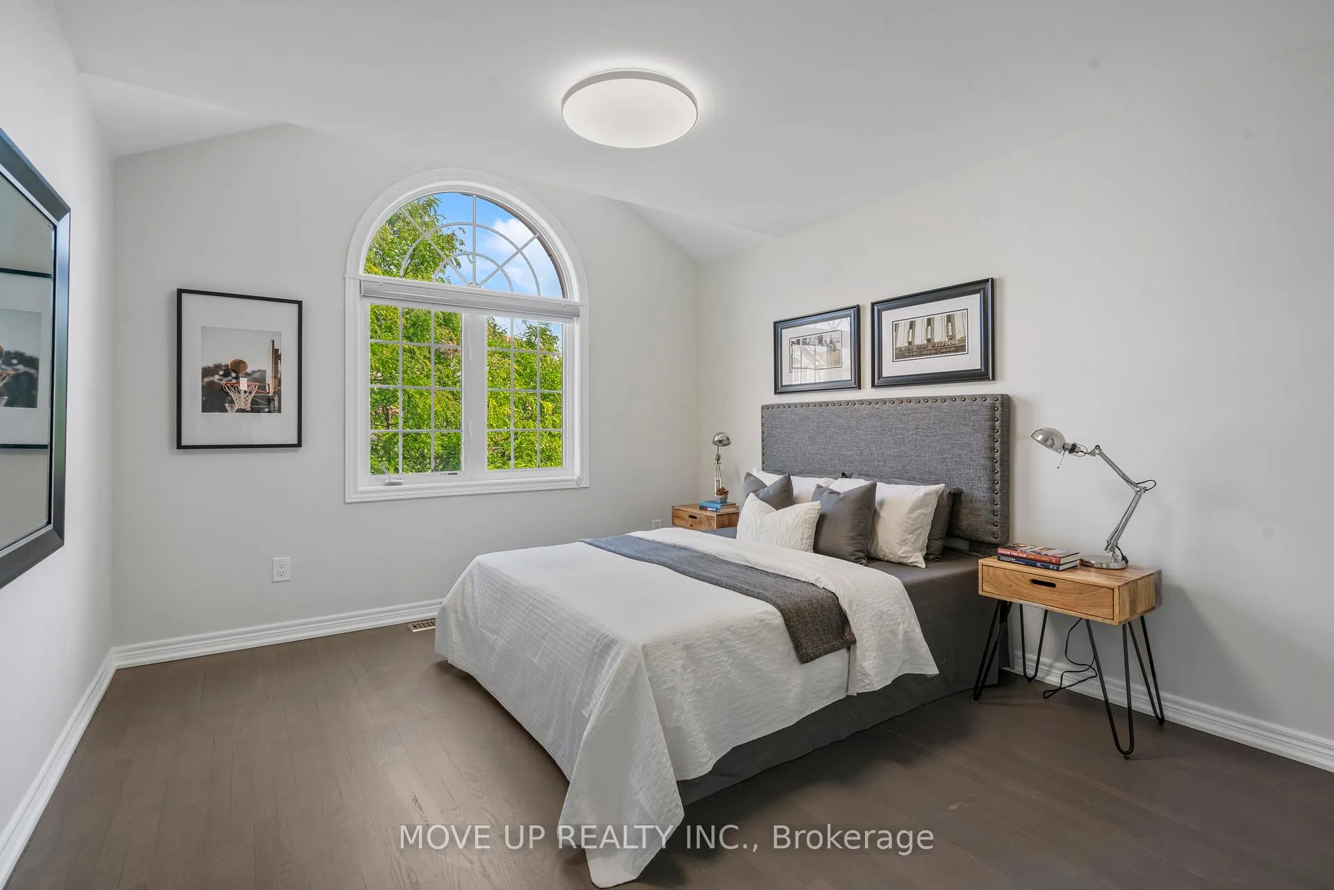 Photo 16 of 148 Gesher Crescent, Vaughan, Patterson — HOMEH