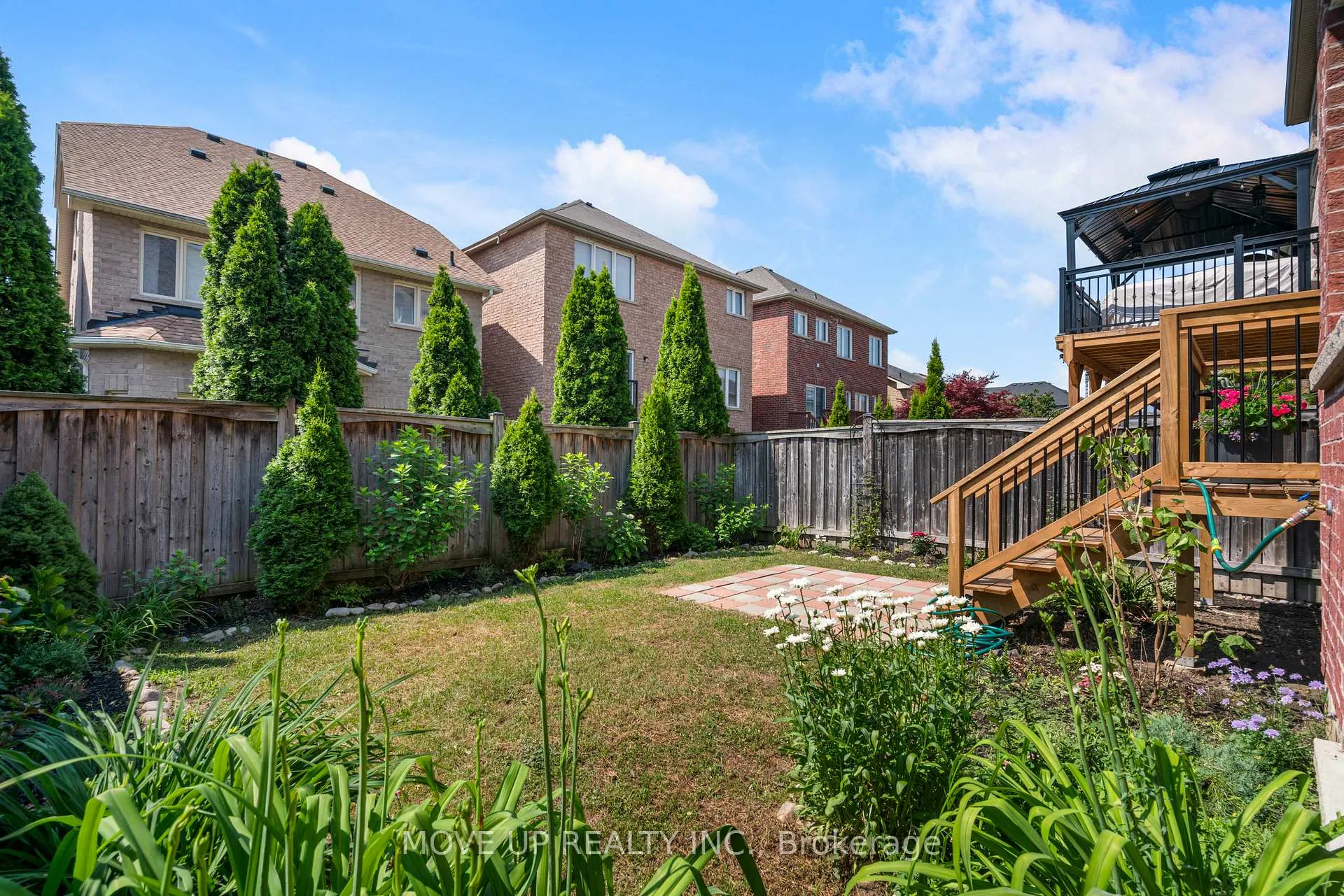 Photo 29 of 148 Gesher Crescent, Vaughan, Patterson — HOMEH