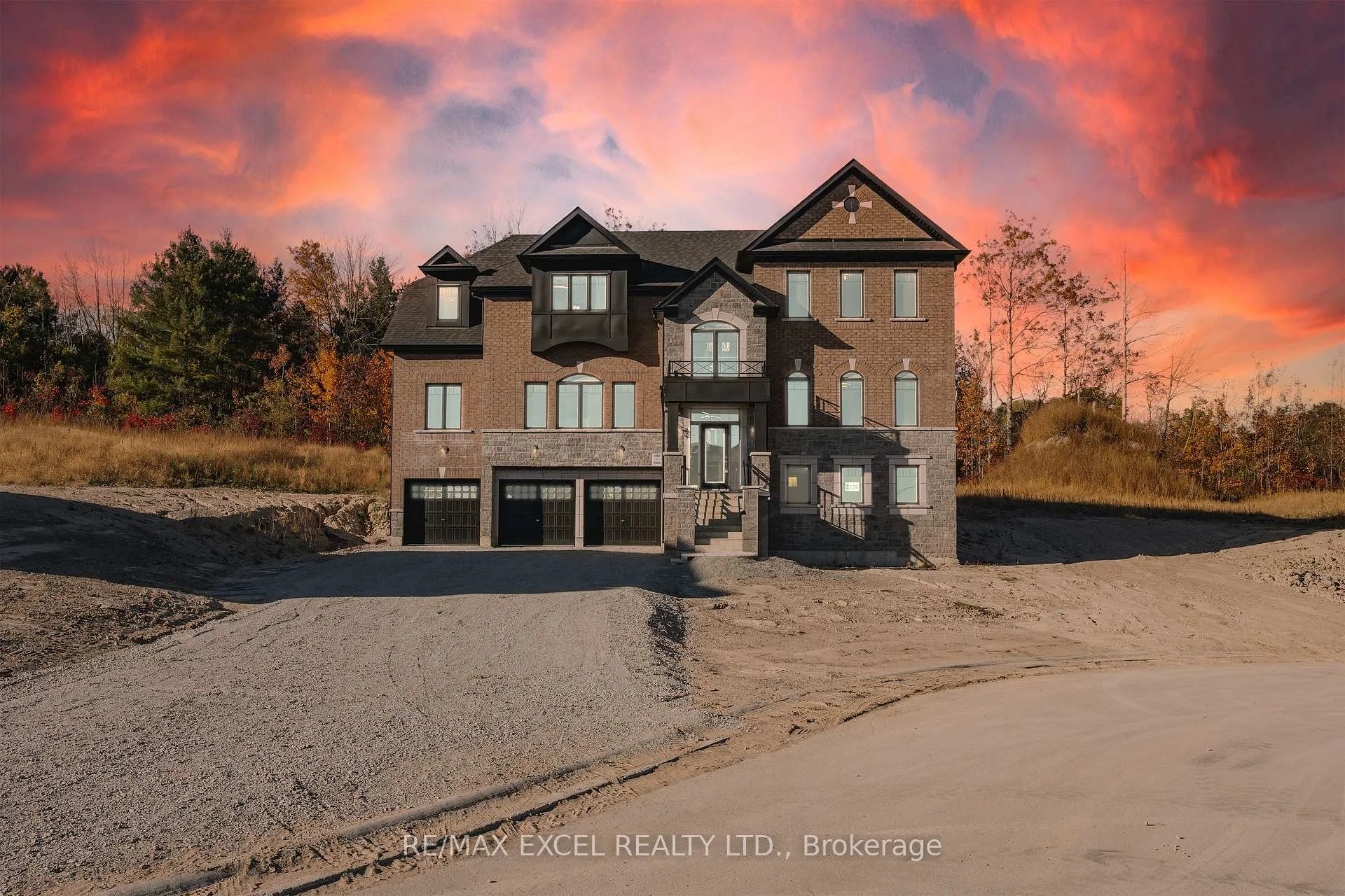Photo 1 of 2228 Pemberton Way, Innisfil, Churchill — HOMEH