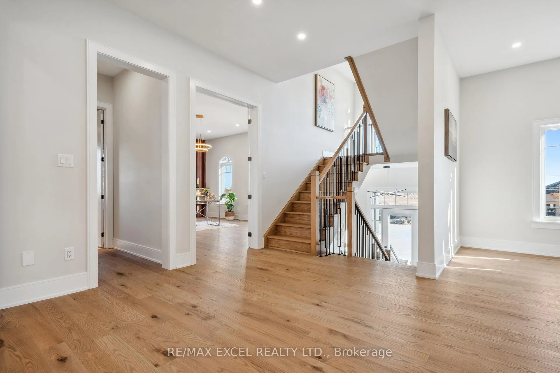 Photo 9 of 2228 Pemberton Way, Innisfil, Churchill — HOMEH