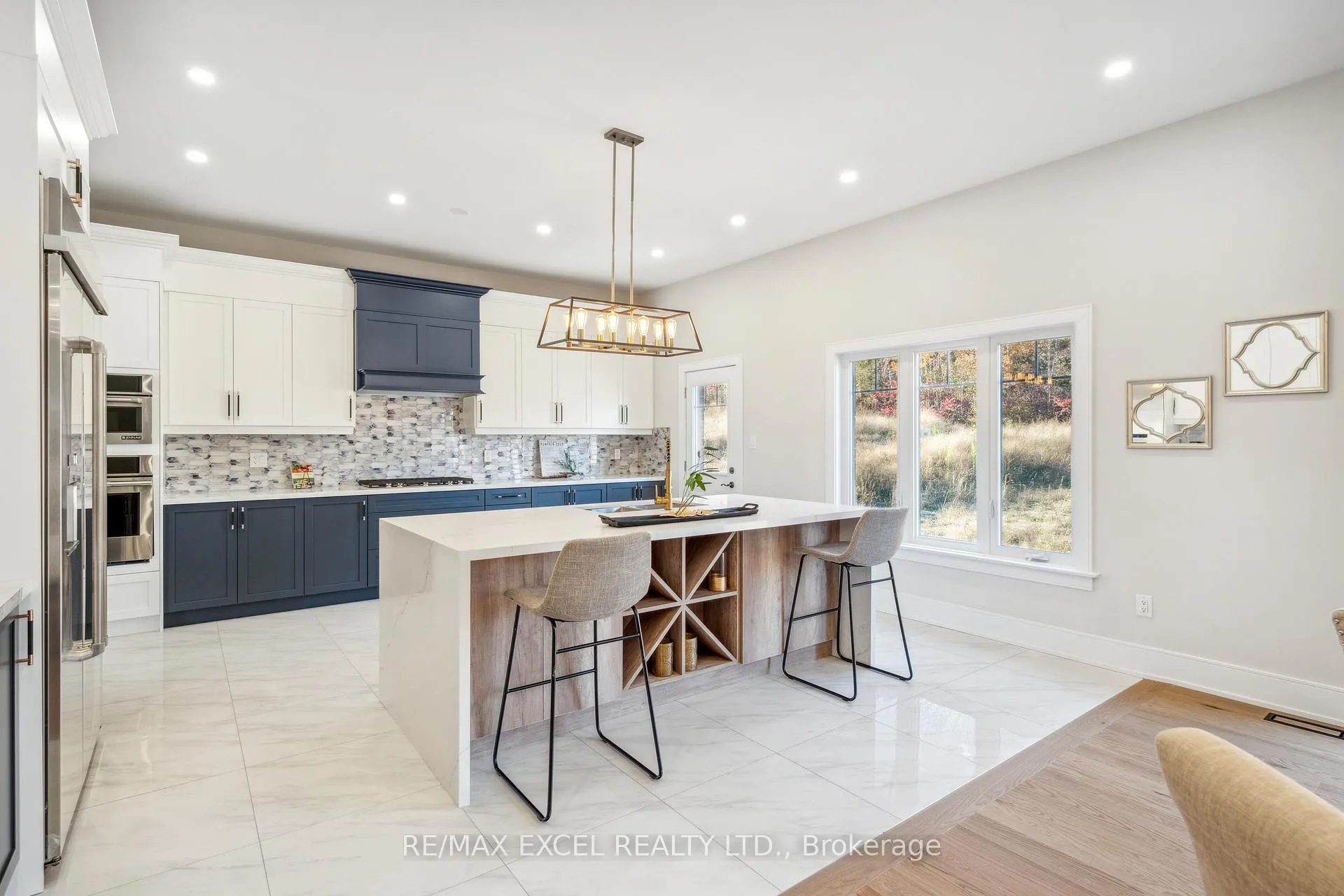 Photo 16 of 2228 Pemberton Way, Innisfil, Churchill — HOMEH