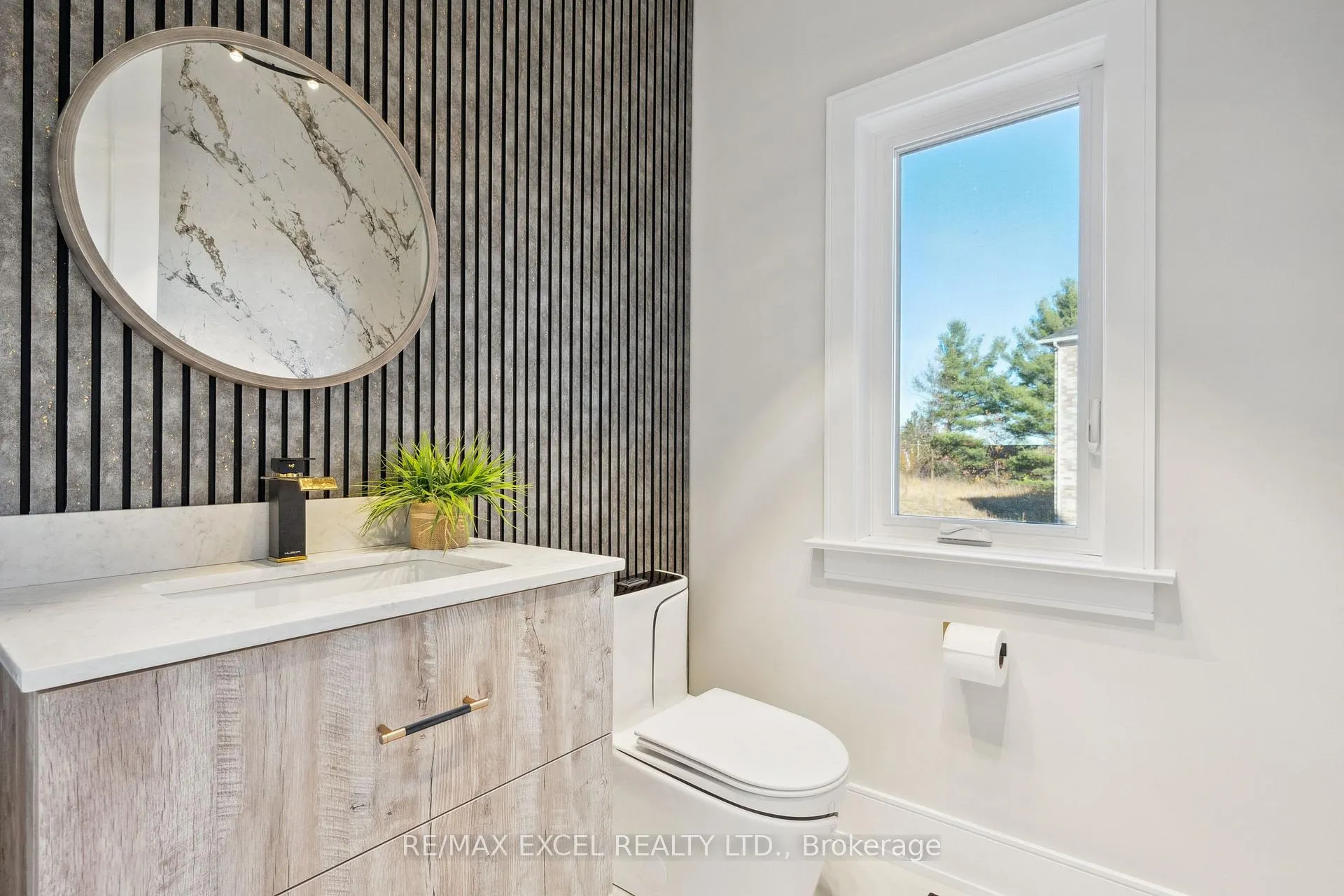 Photo 23 of 2228 Pemberton Way, Innisfil, Churchill — HOMEH