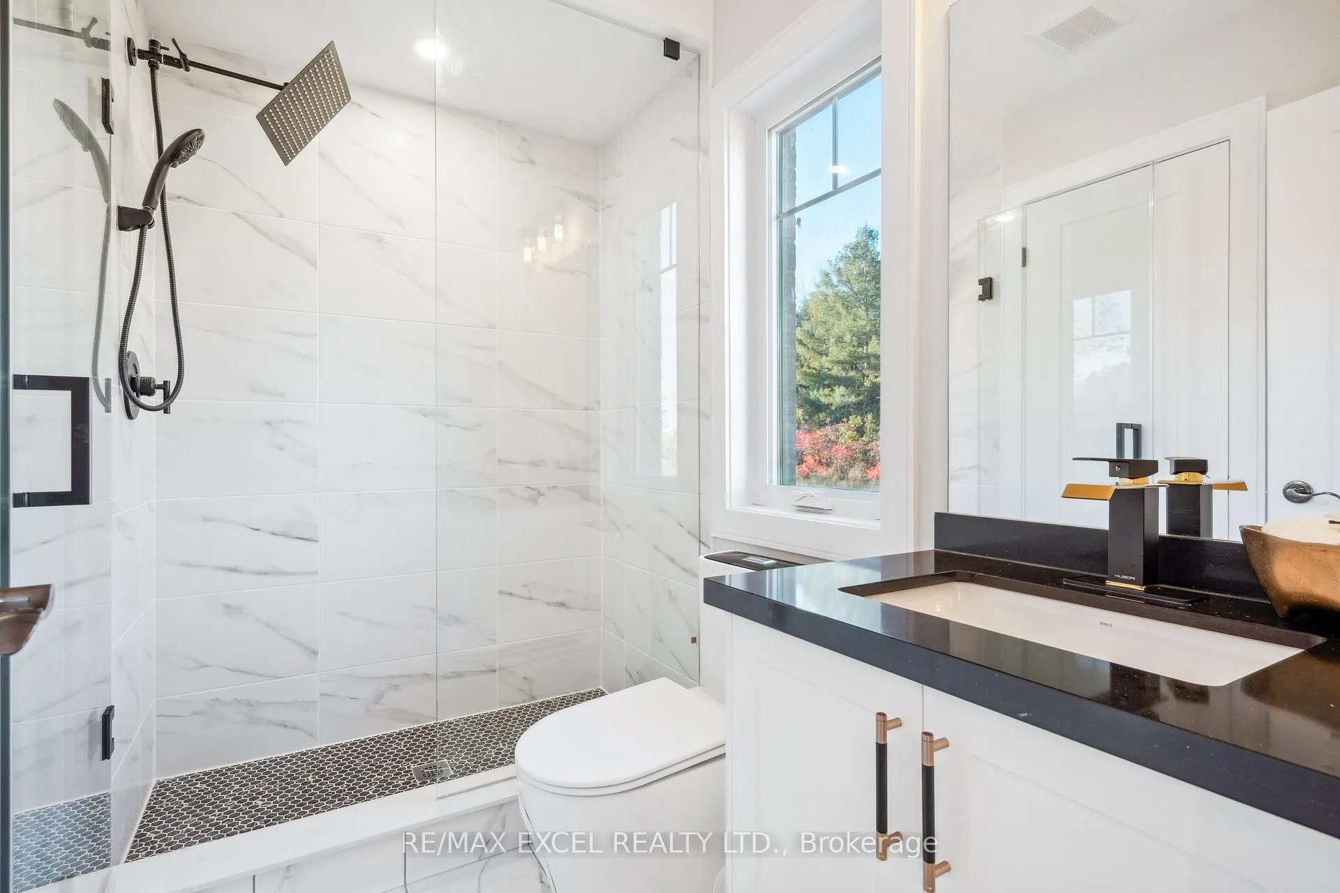 Photo 35 of 2228 Pemberton Way, Innisfil, Churchill — HOMEH
