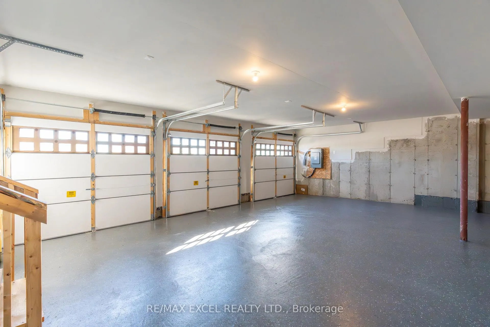 Photo 36 of 2228 Pemberton Way, Innisfil, Churchill — HOMEH