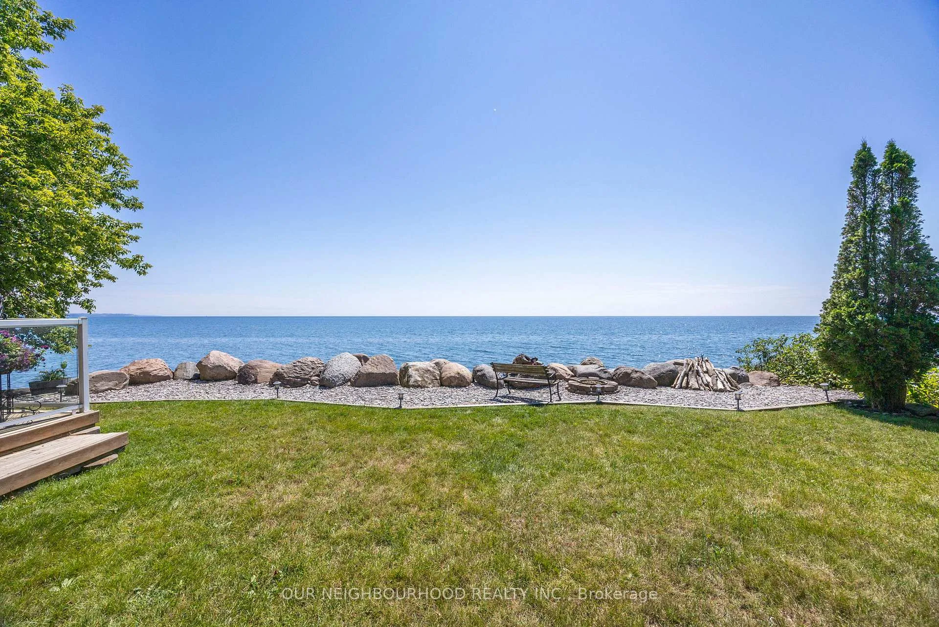 Photo 2 of 81 Cedar Crest Beach Road, Clarington, Bowmanville — HOMEH