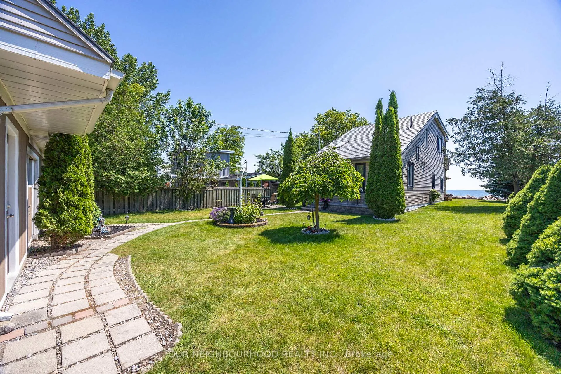Photo 35 of 81 Cedar Crest Beach Road, Clarington, Bowmanville — HOMEH