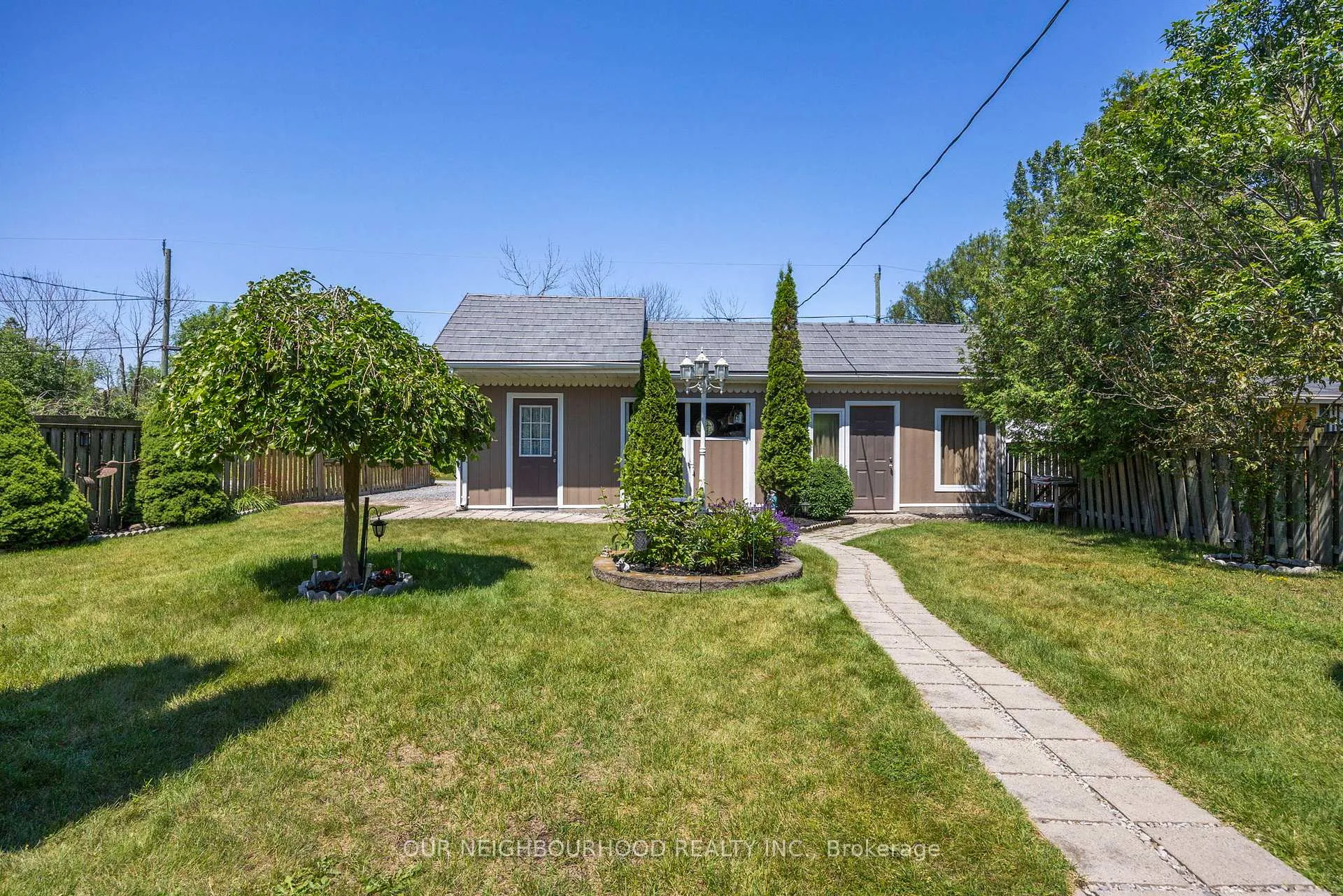 Photo 37 of 81 Cedar Crest Beach Road, Clarington, Bowmanville — HOMEH