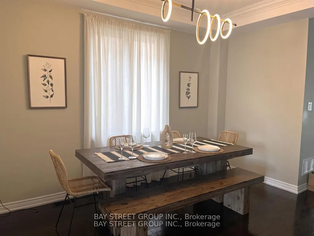 Photo 5 of 302 Hammersly Boulevard, Markham, Wismer — HOMEH