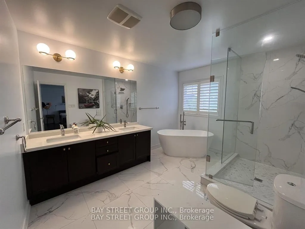 Photo 14 of 302 Hammersly Boulevard, Markham, Wismer — HOMEH