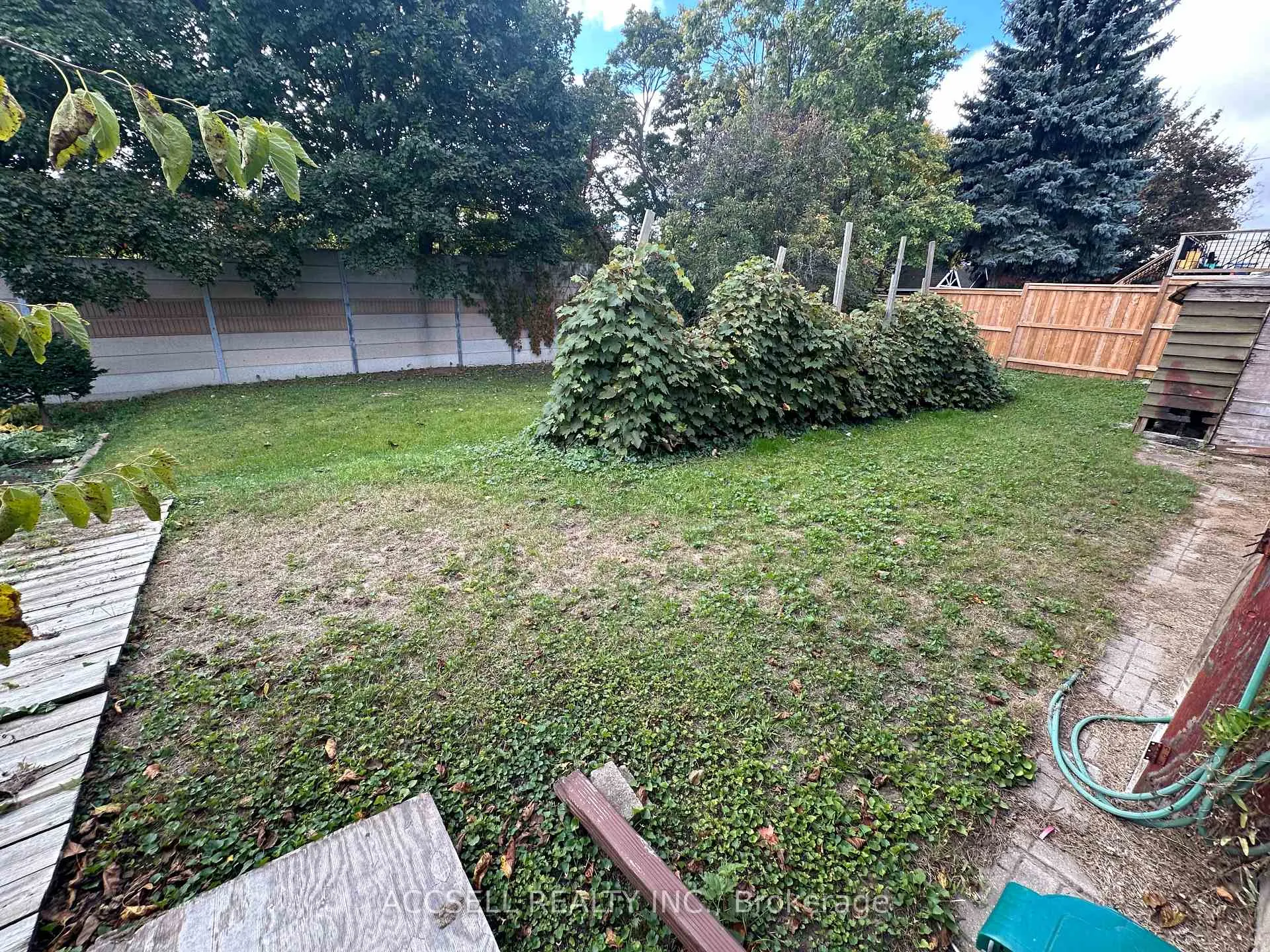 Photo 16 of 227 Dixon Street, Kitchener — HOMEH