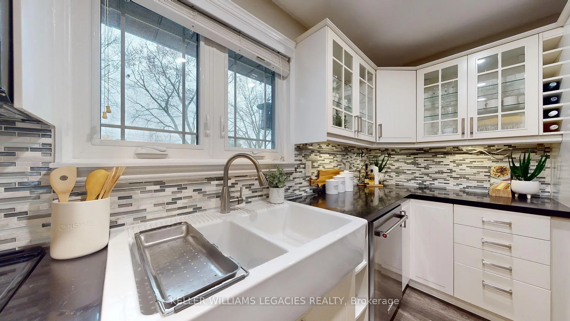 Photo 11 of 848 Florell Drive, Oshawa, Donevan — HOMEH