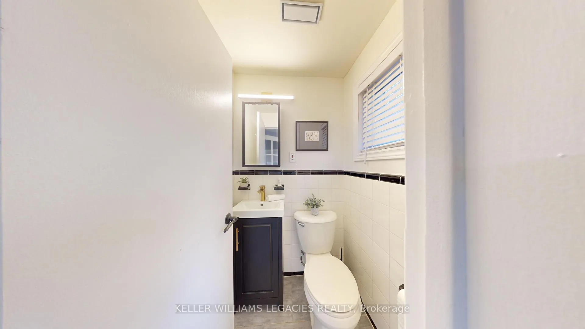 Photo 23 of 848 Florell Drive, Oshawa, Donevan — HOMEH
