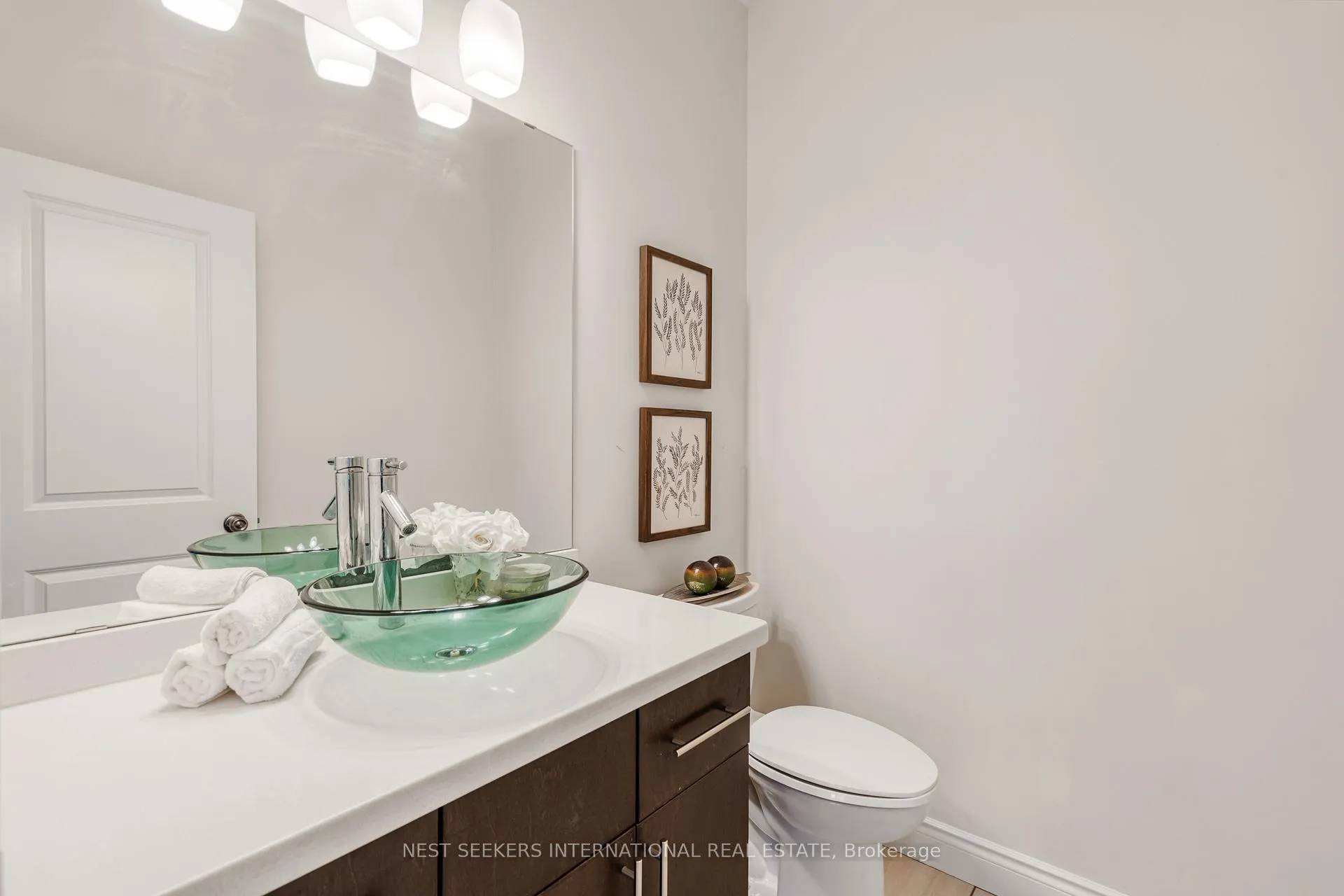 Photo 12 of 967 Doon Village Road, Kitchener — HOMEH