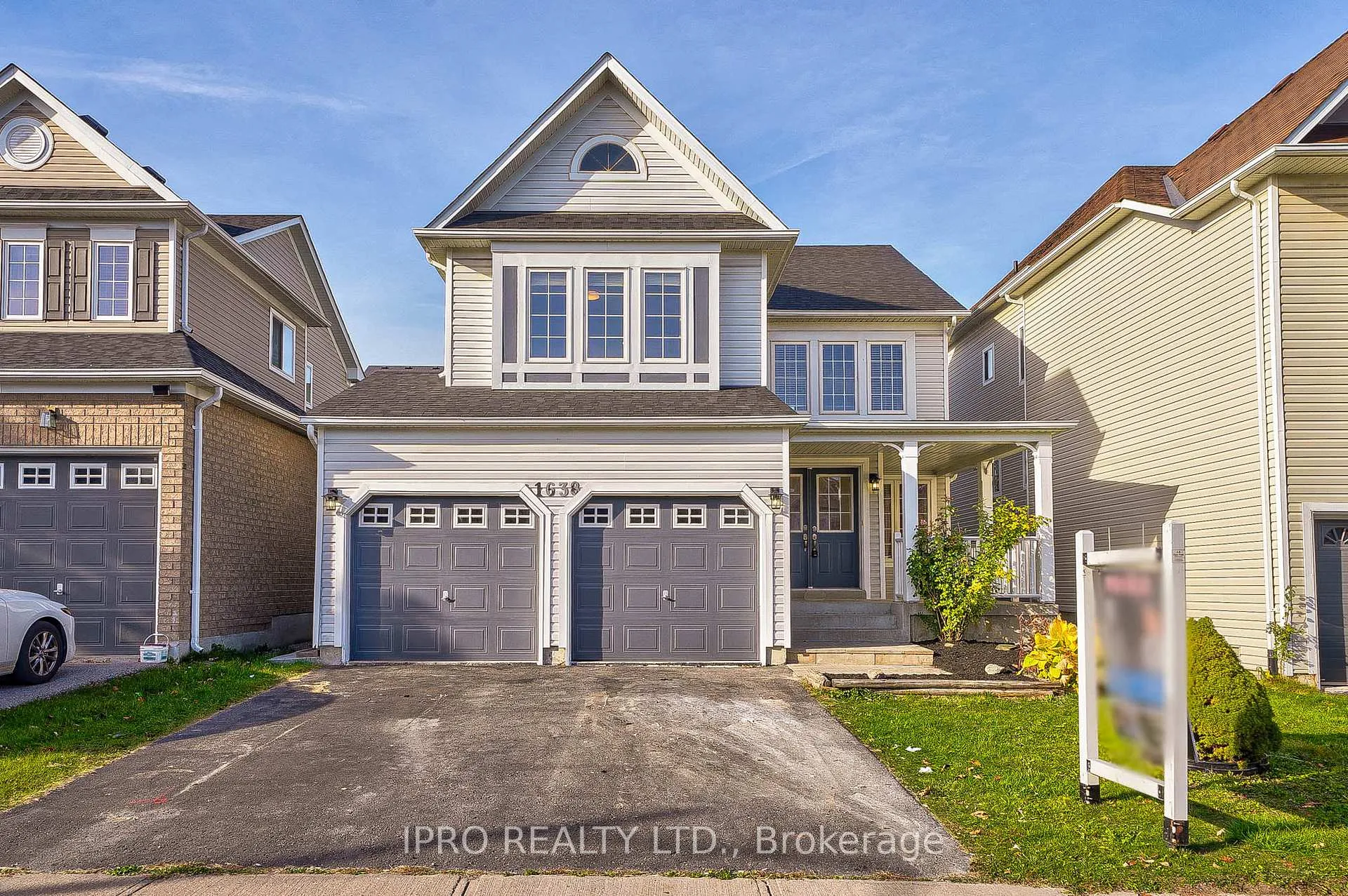 Photo 1 of 1638 Coldstream Drive, Oshawa, Taunton — HOMEH