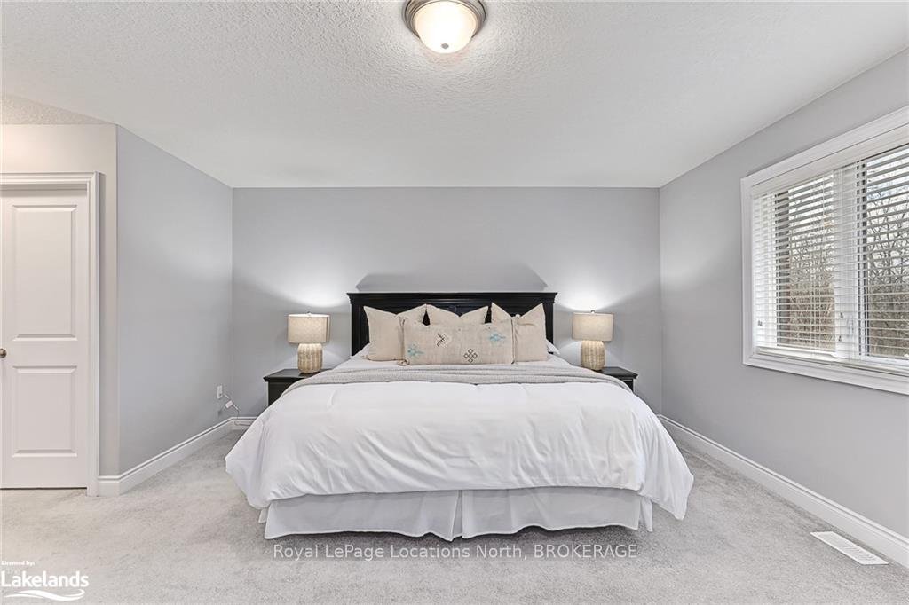 Photo 19 of 31 Gilpin Crescent, Collingwood — HOMEH