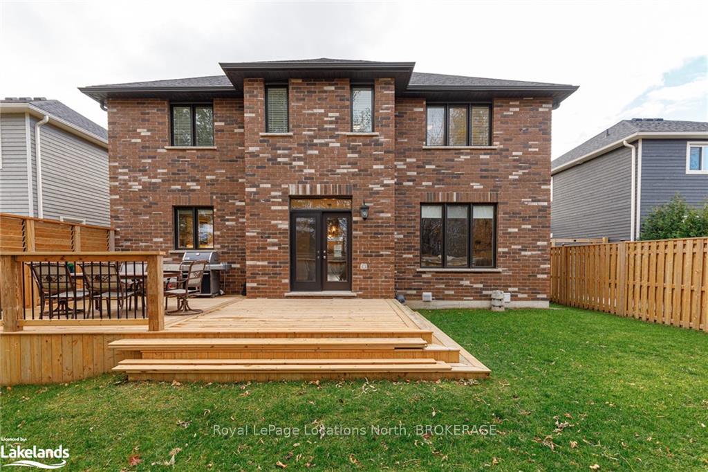 Photo 29 of 31 Gilpin Crescent, Collingwood — HOMEH