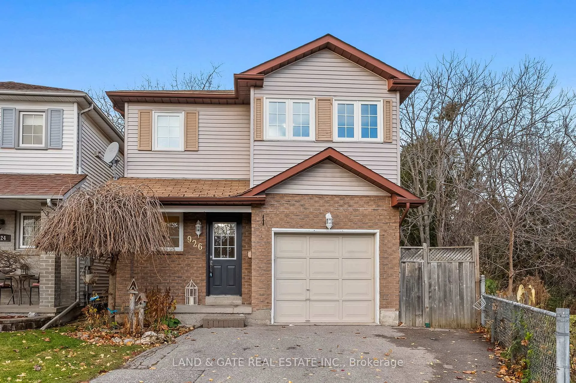 Photo 1 of 926 Beaconhill Court, Oshawa, Pinecrest — HOMEH