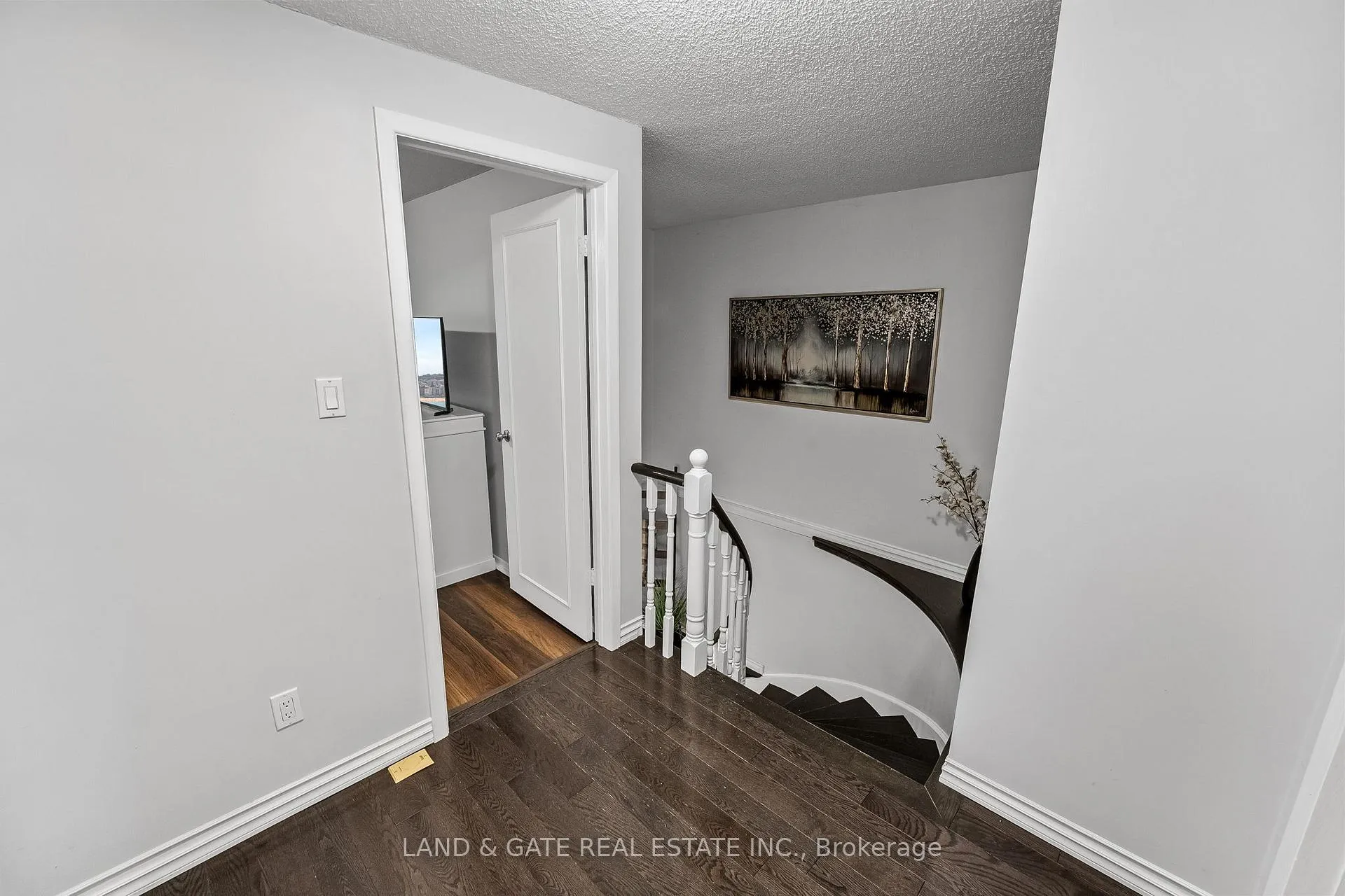 Photo 18 of 926 Beaconhill Court, Oshawa, Pinecrest — HOMEH