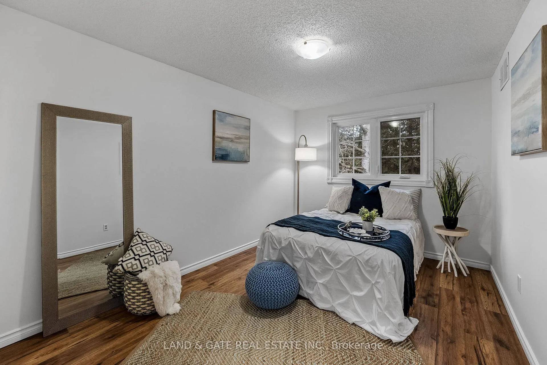 Photo 22 of 926 Beaconhill Court, Oshawa, Pinecrest — HOMEH