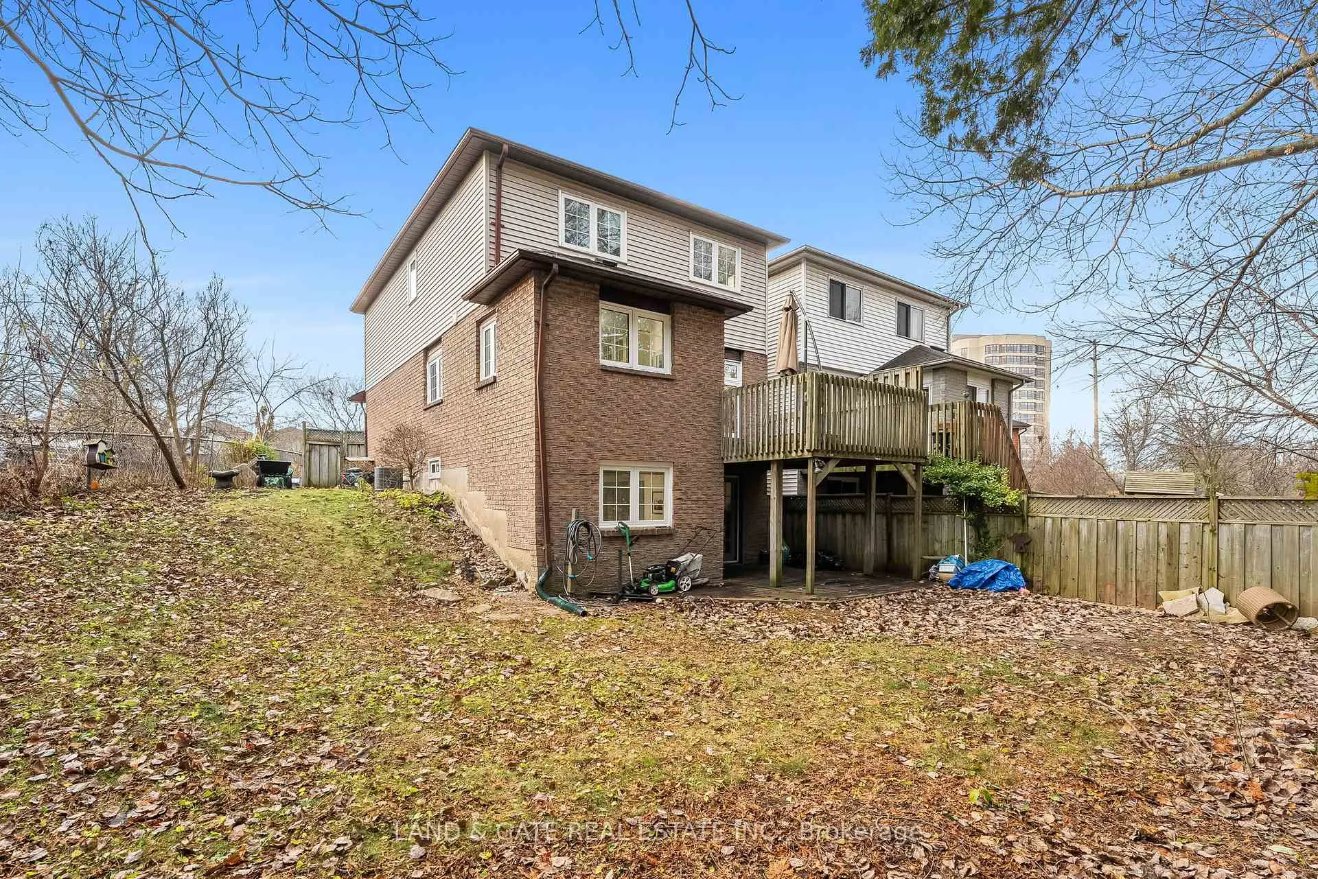 Photo 40 of 926 Beaconhill Court, Oshawa, Pinecrest — HOMEH