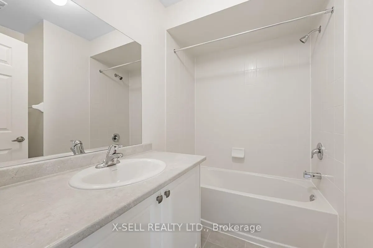 Photo 8 of 667 Fleetwood Drive, Oshawa, Eastdale — HOMEH