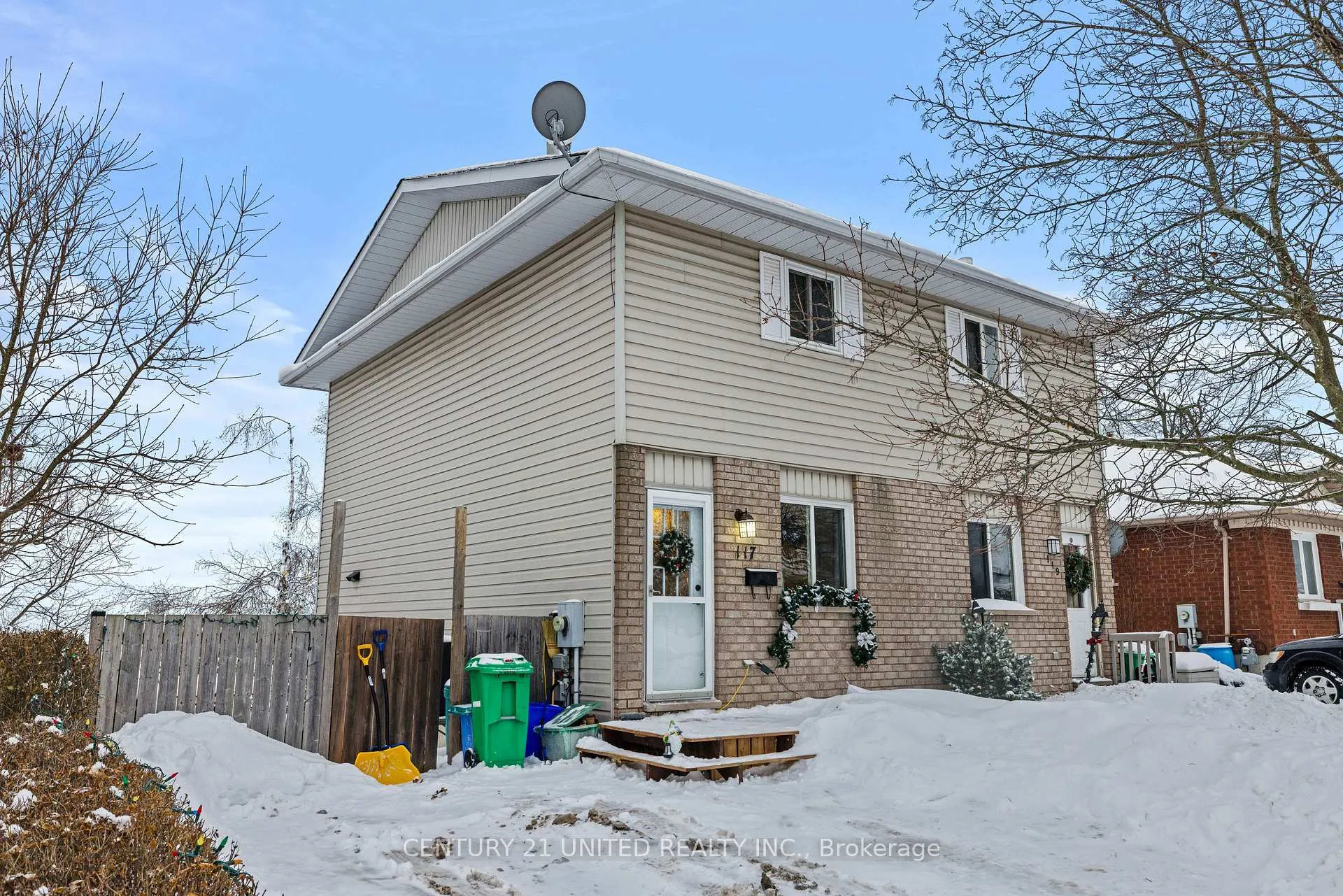 Photo 2 of 117 Towerhill Road, Peterborough, Northcrest Ward 5 — HOMEH