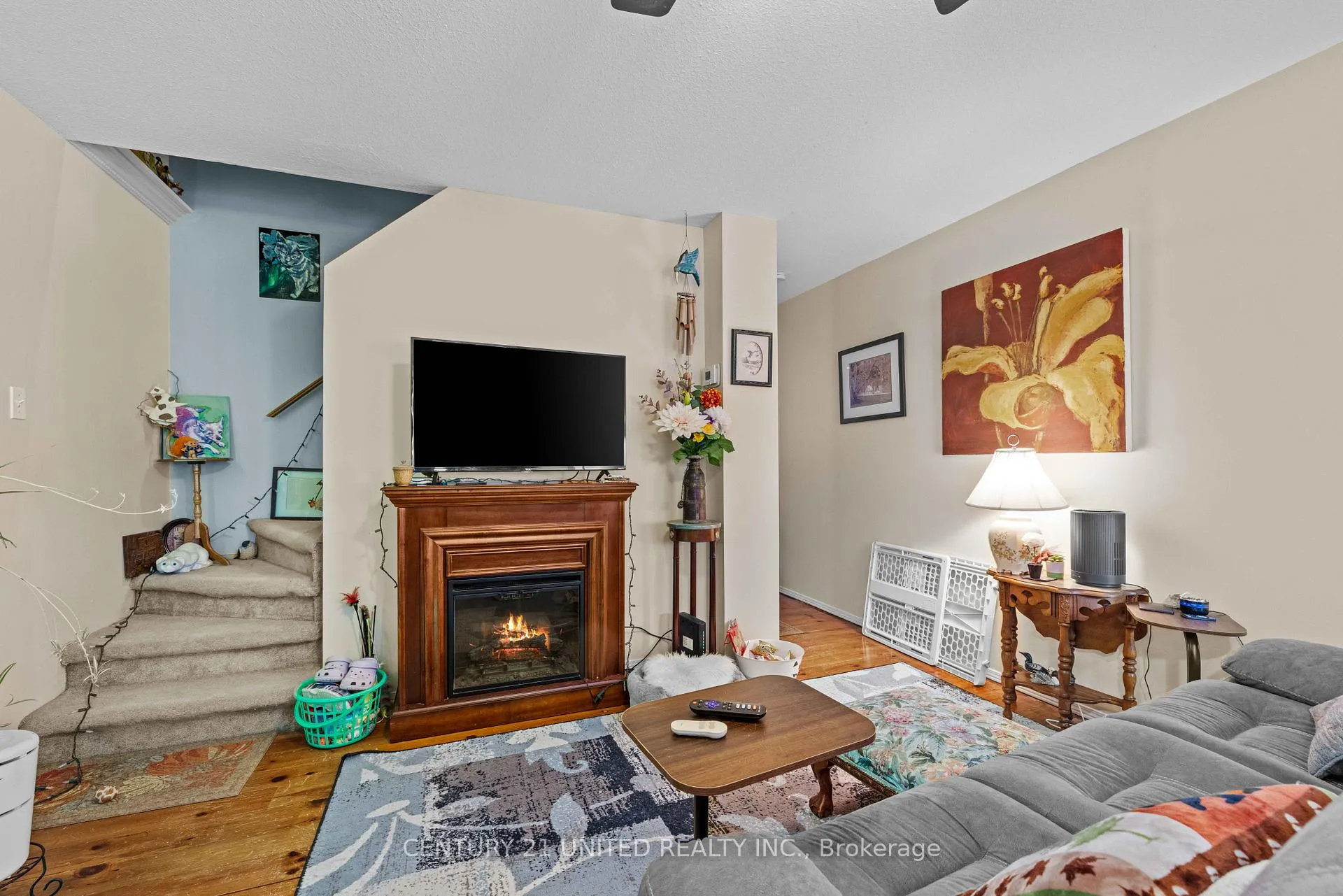 Photo 4 of 117 Towerhill Road, Peterborough, Northcrest Ward 5 — HOMEH