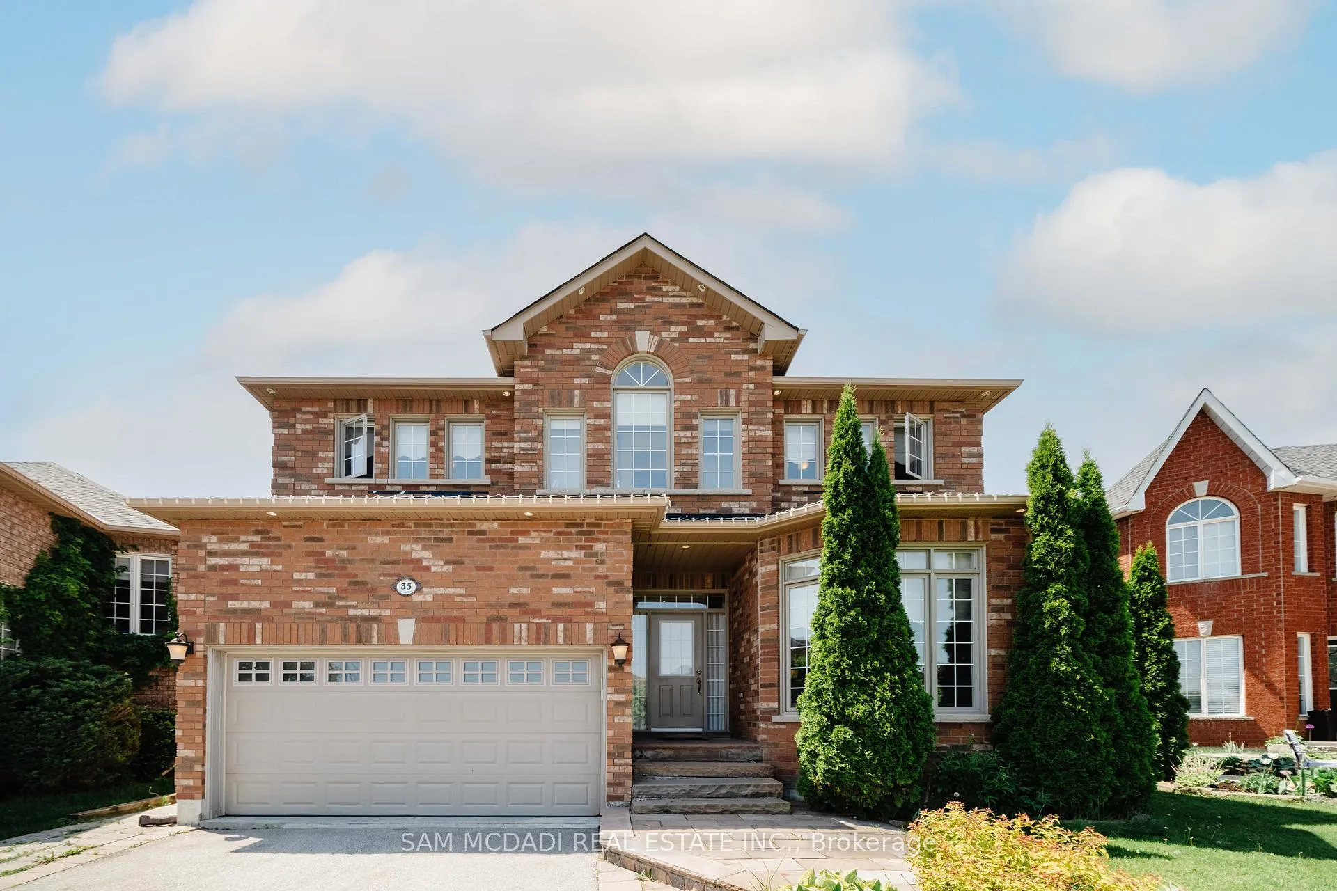 Photo 1 of 35 Hanton Crescent, Caledon, Bolton East — HOMEH