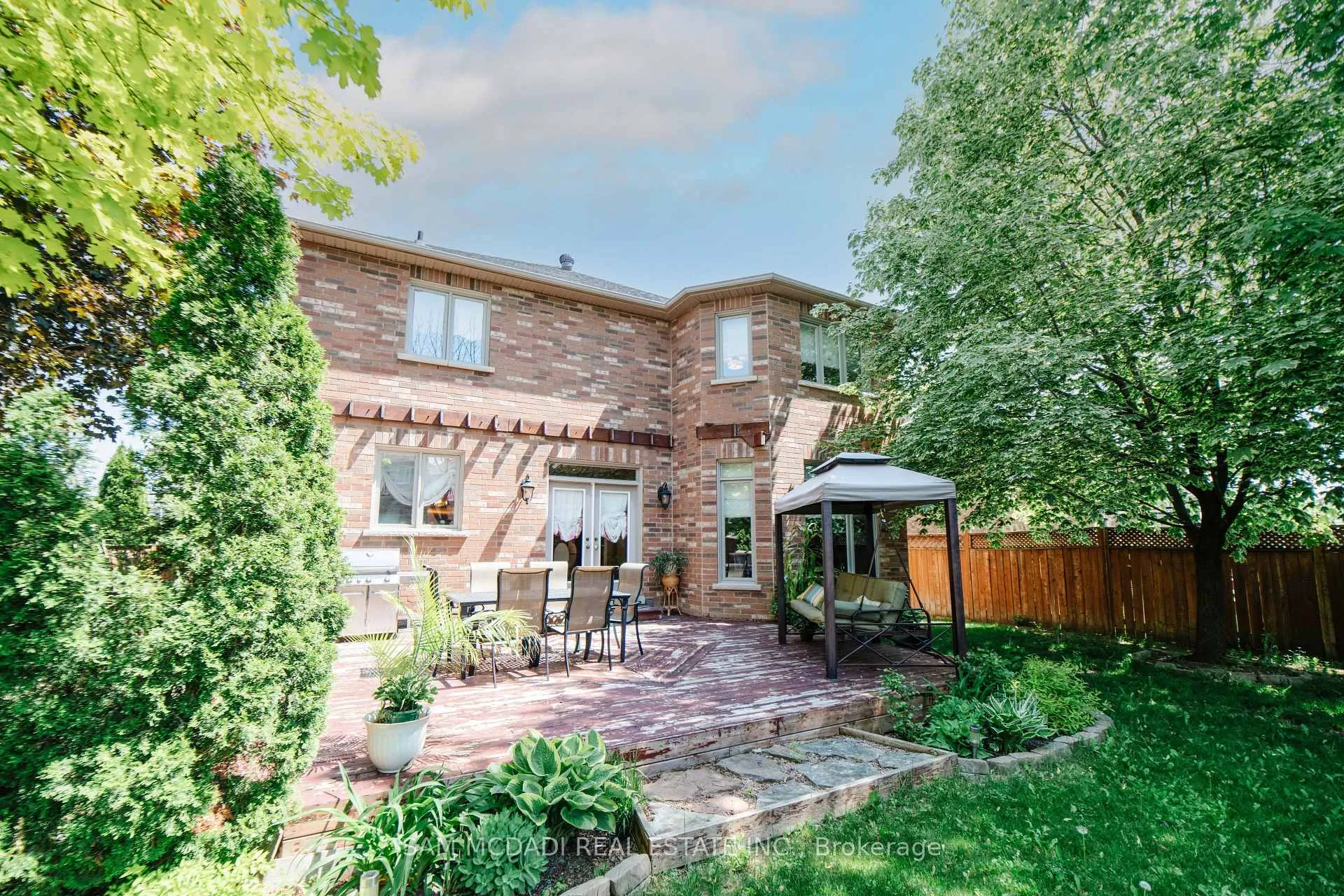 Photo 4 of 35 Hanton Crescent, Caledon, Bolton East — HOMEH