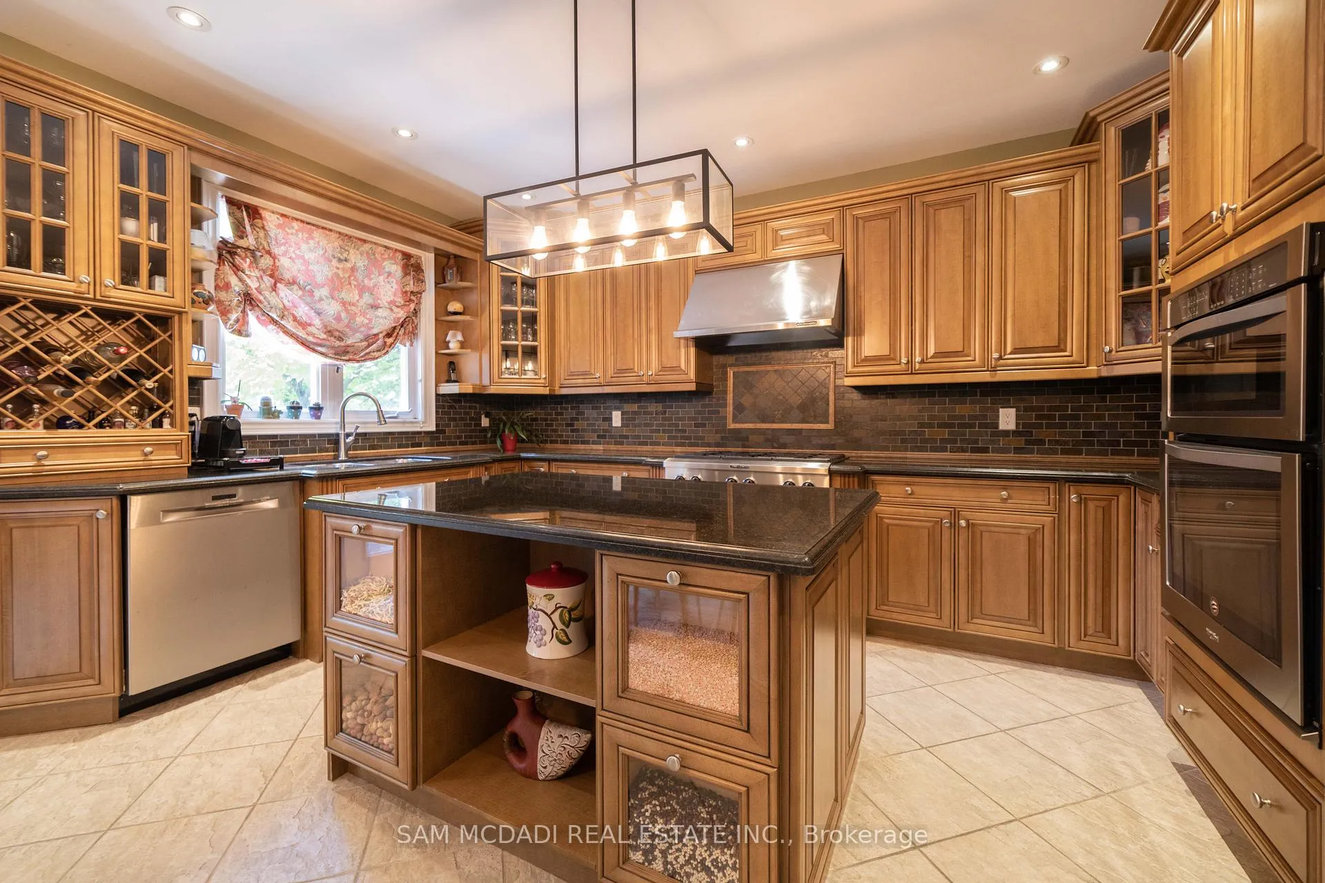 Photo 18 of 35 Hanton Crescent, Caledon, Bolton East — HOMEH