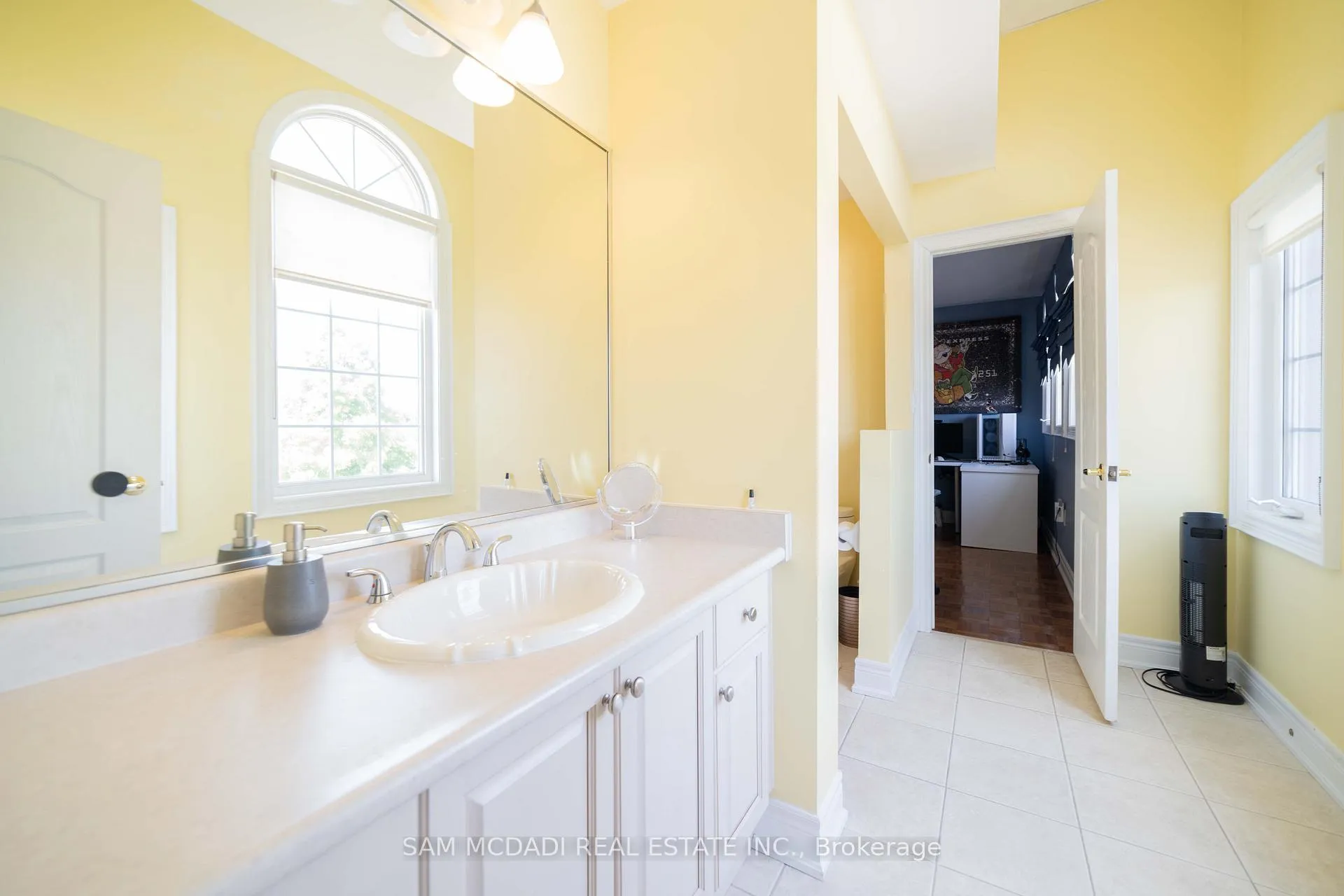 Photo 22 of 35 Hanton Crescent, Caledon, Bolton East — HOMEH