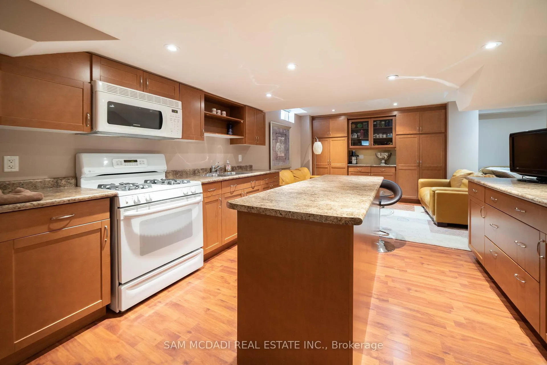 Photo 34 of 35 Hanton Crescent, Caledon, Bolton East — HOMEH