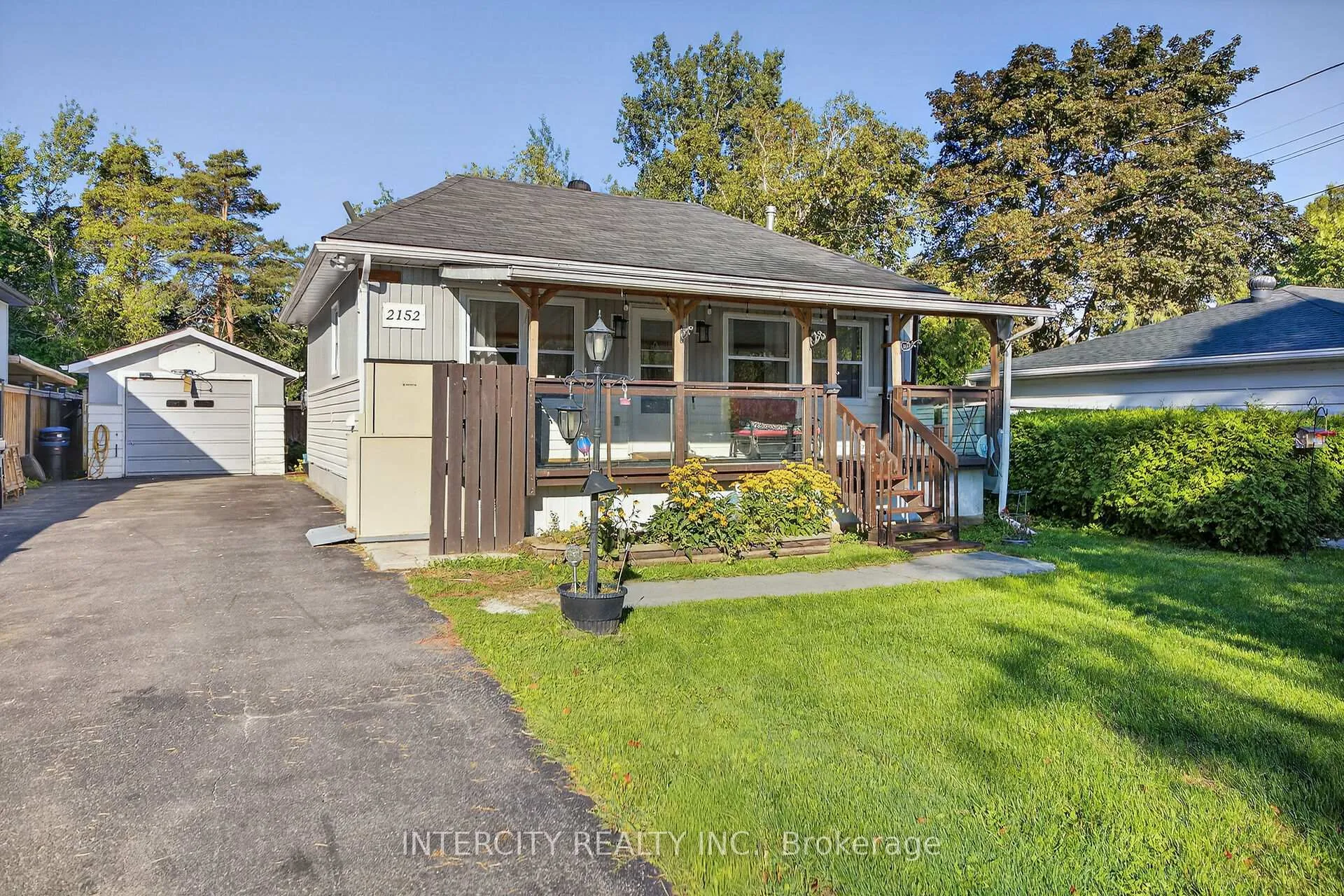 Photo 2 of 2152 25 Side Road, Innisfil, Alcona — HOMEH