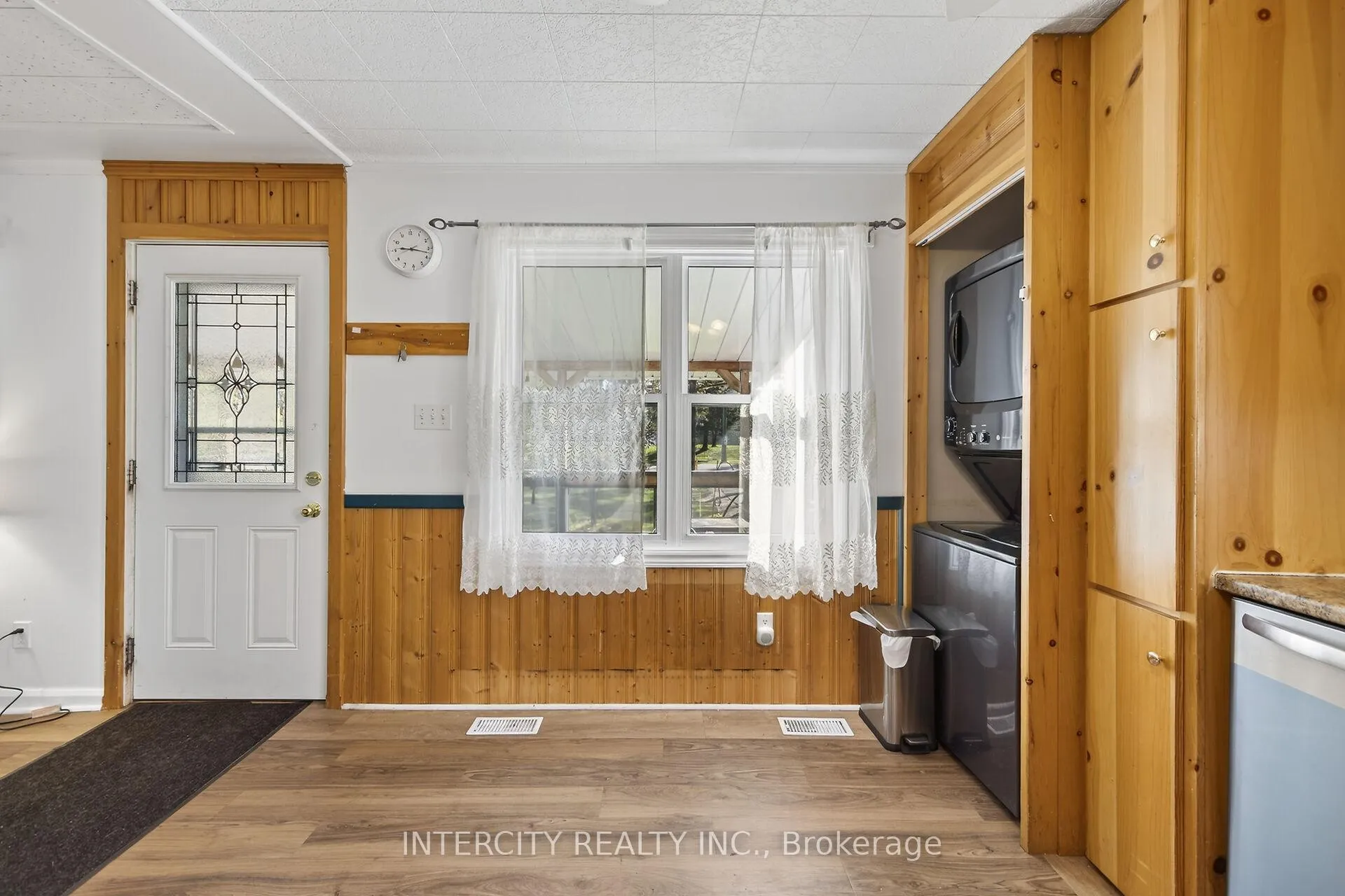 Photo 19 of 2152 25 Side Road, Innisfil, Alcona — HOMEH