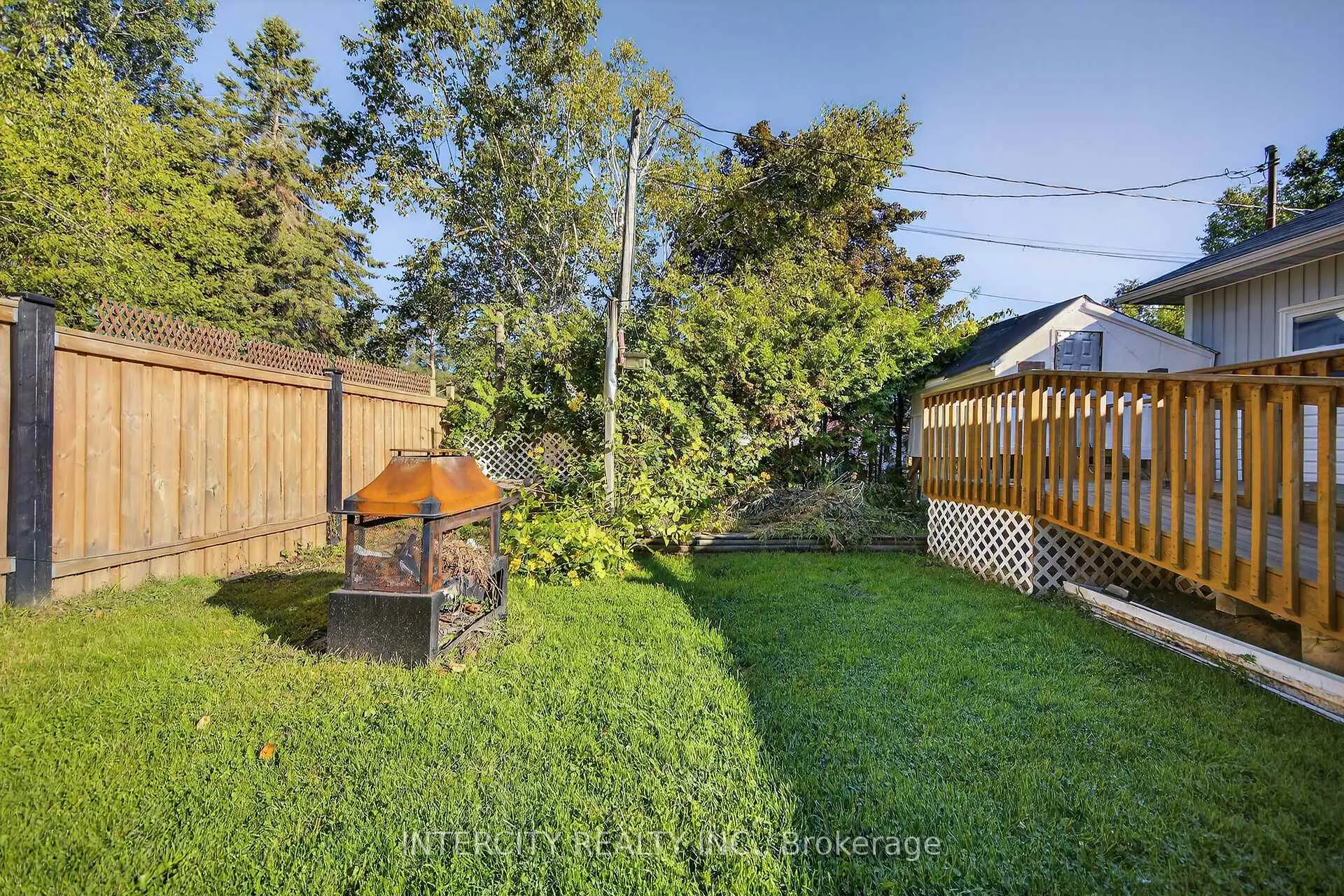 Photo 29 of 2152 25 Side Road, Innisfil, Alcona — HOMEH