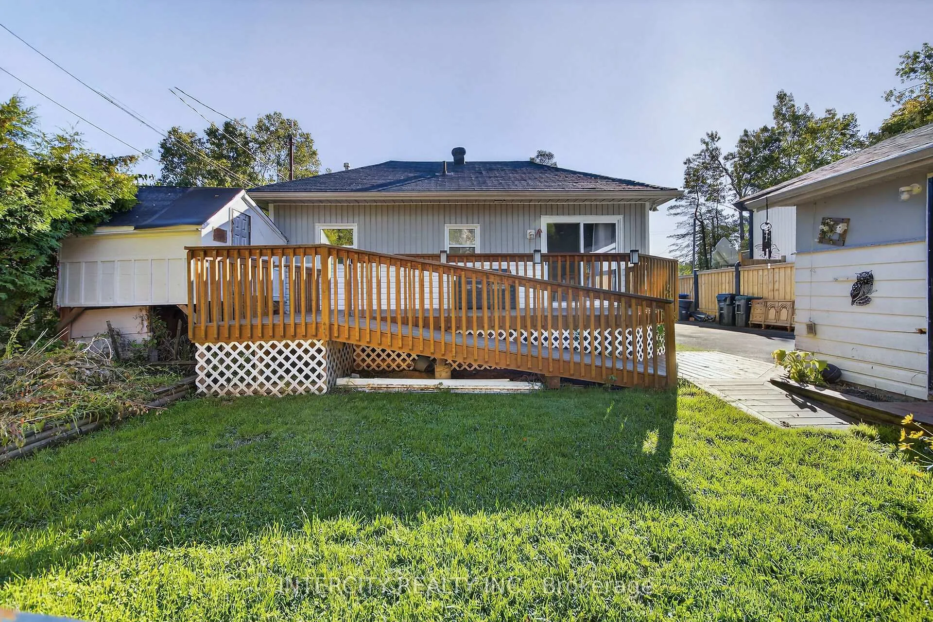 Photo 31 of 2152 25 Side Road, Innisfil, Alcona — HOMEH