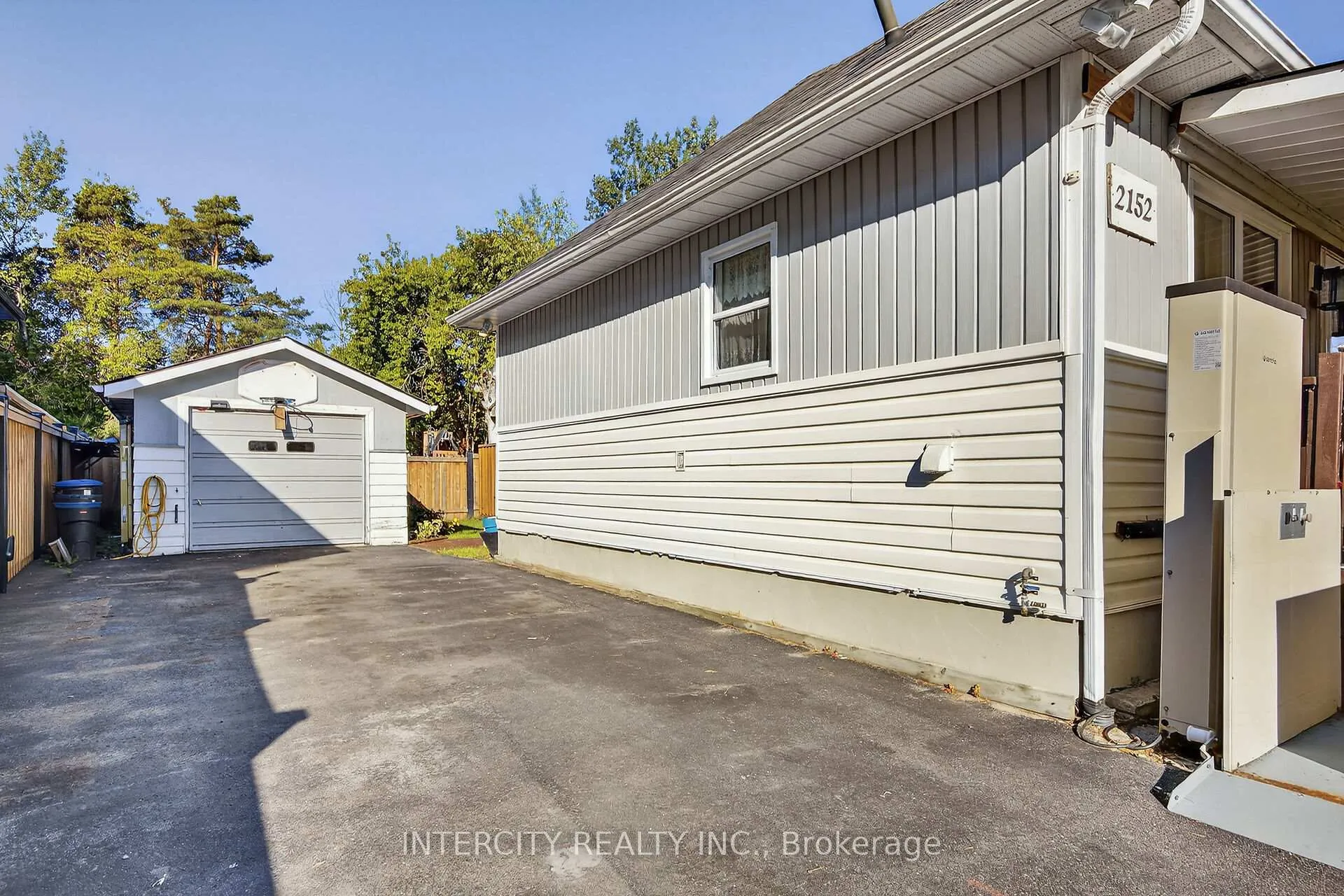 Photo 37 of 2152 25 Side Road, Innisfil, Alcona — HOMEH