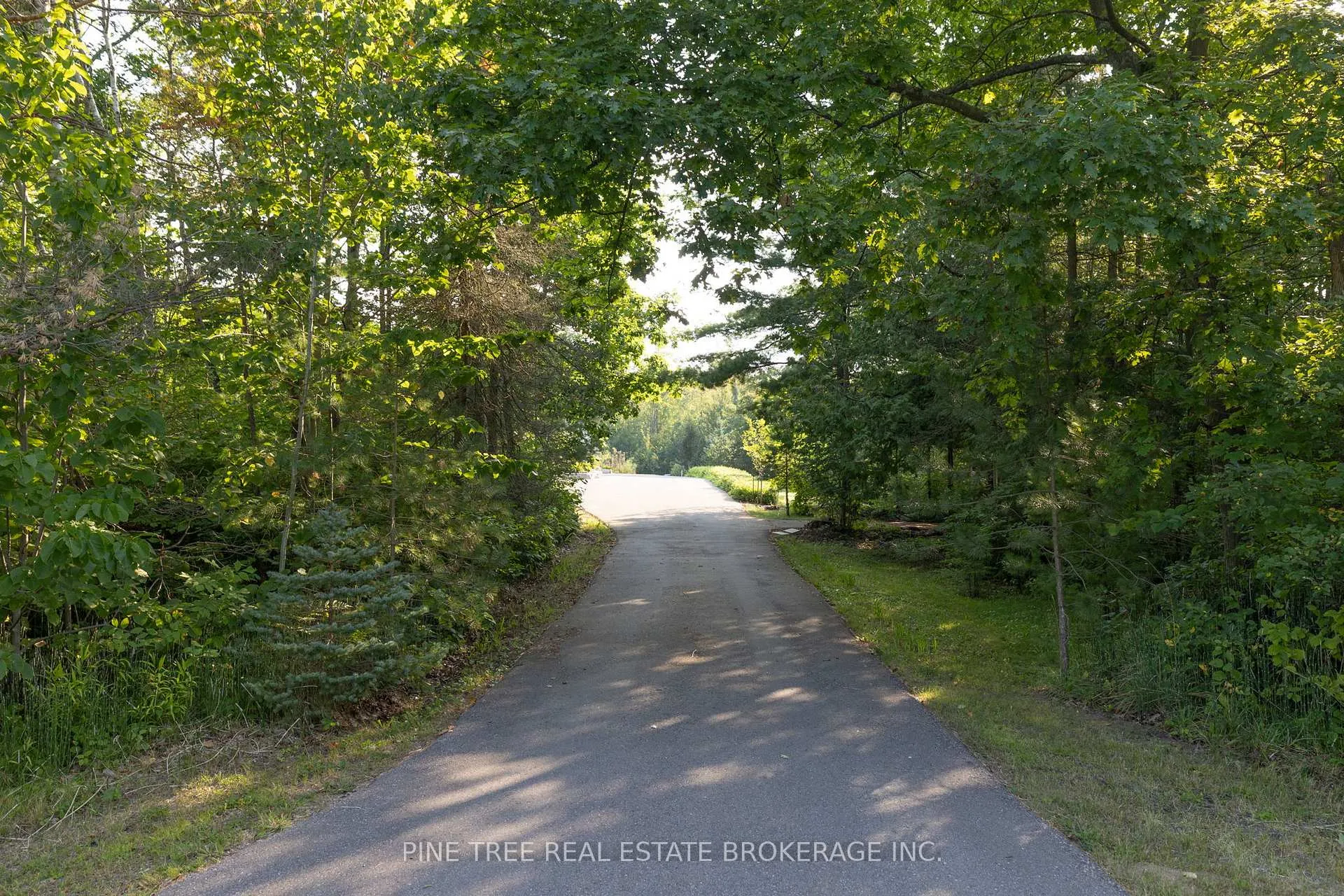 Photo 4 of 6975 Ortona Road, Essa, Rural Essa — HOMEH