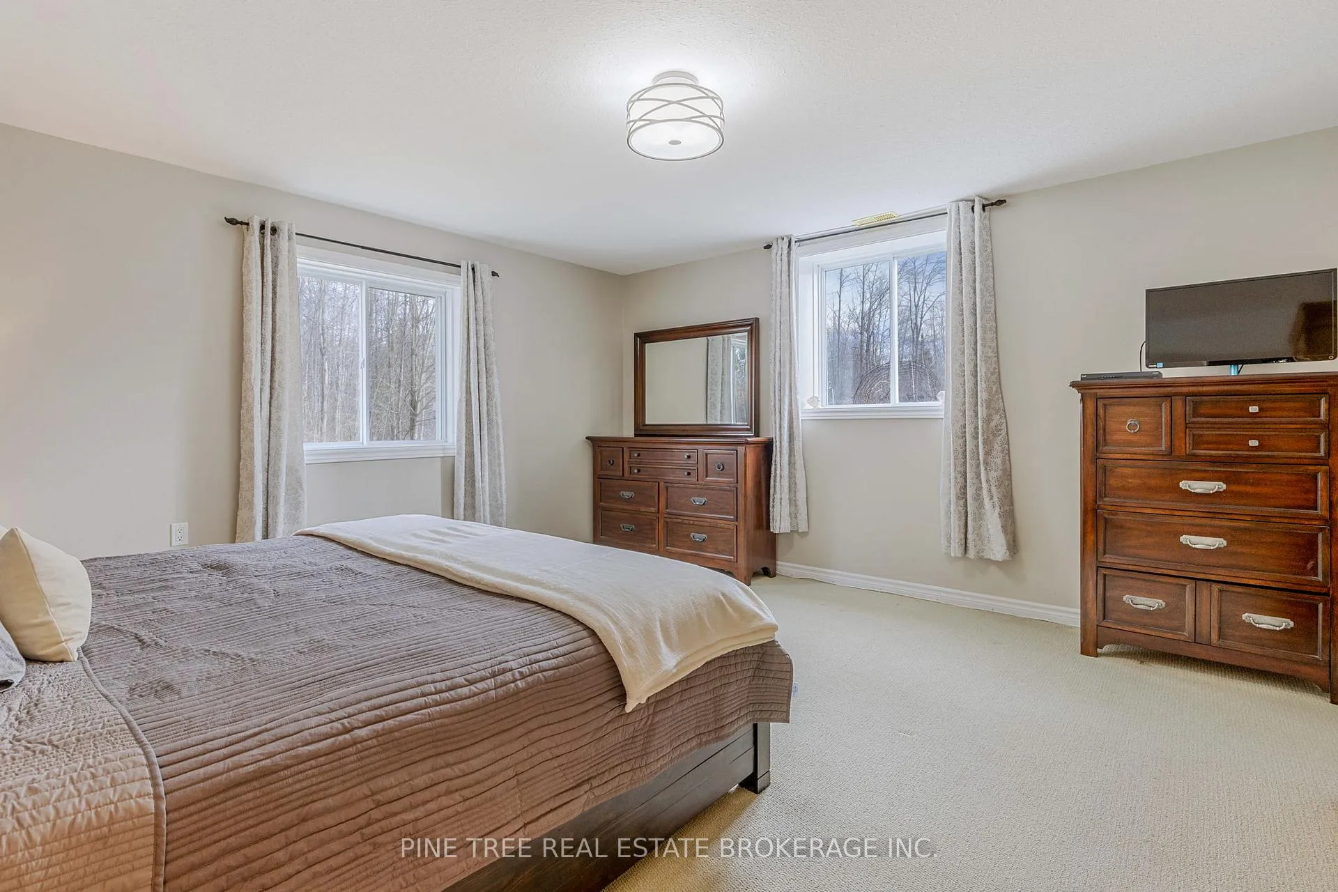 Photo 36 of 6975 Ortona Road, Essa, Rural Essa — HOMEH