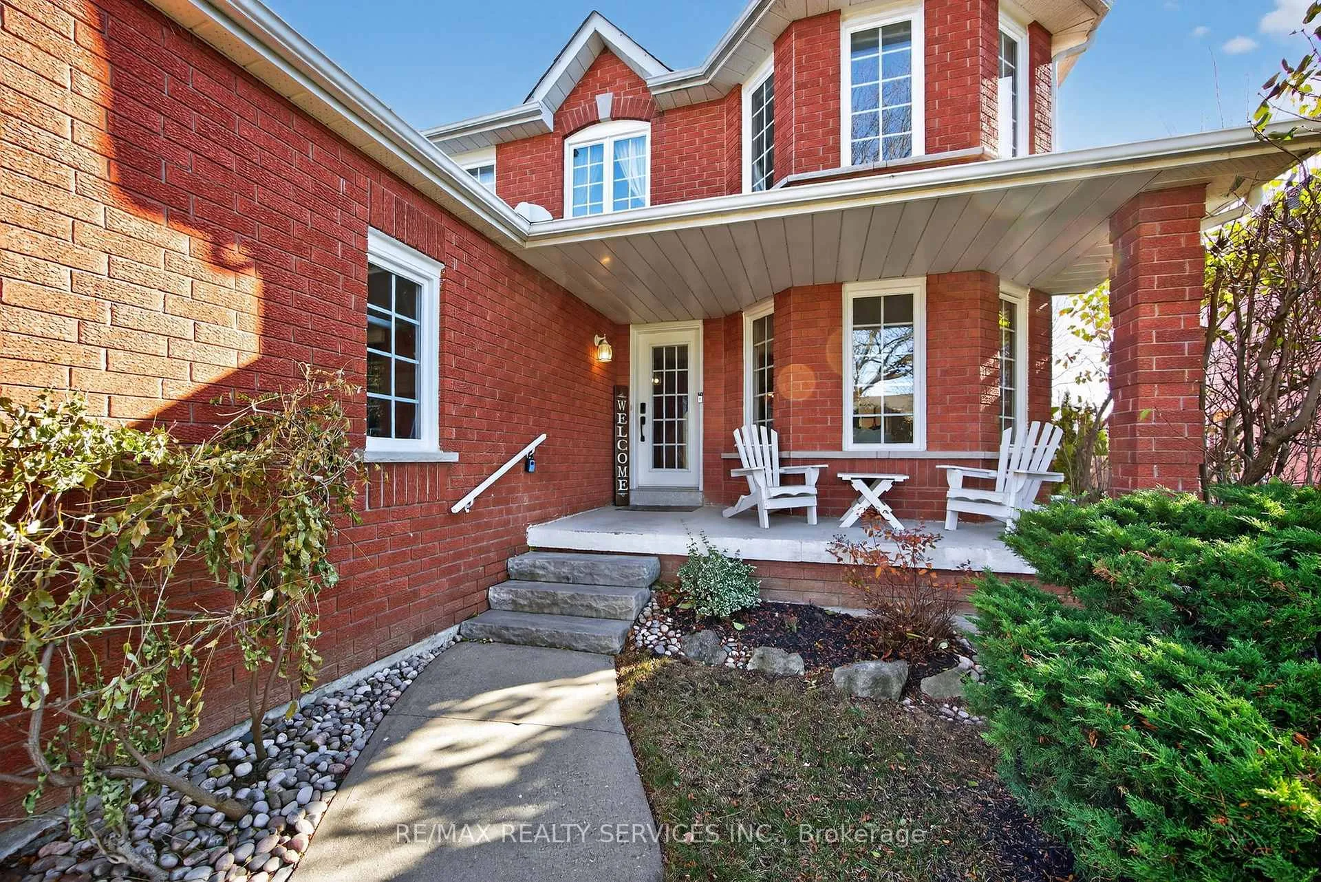 Photo 4 of 31 Gardenia Way, Caledon, Rural Caledon — HOMEH
