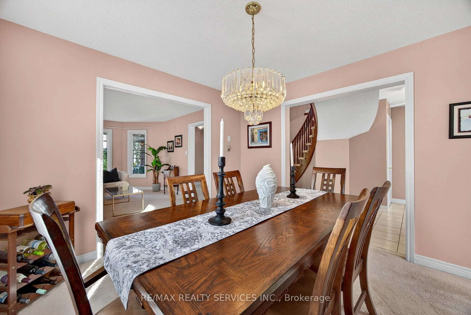 Photo 11 of 31 Gardenia Way, Caledon, Rural Caledon — HOMEH