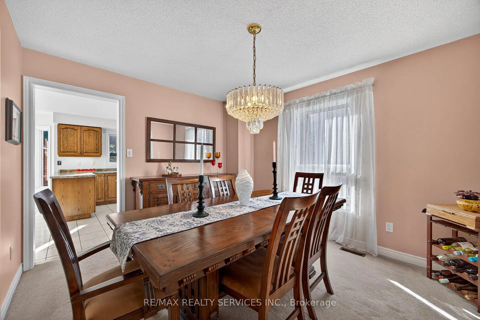 Photo 12 of 31 Gardenia Way, Caledon, Rural Caledon — HOMEH