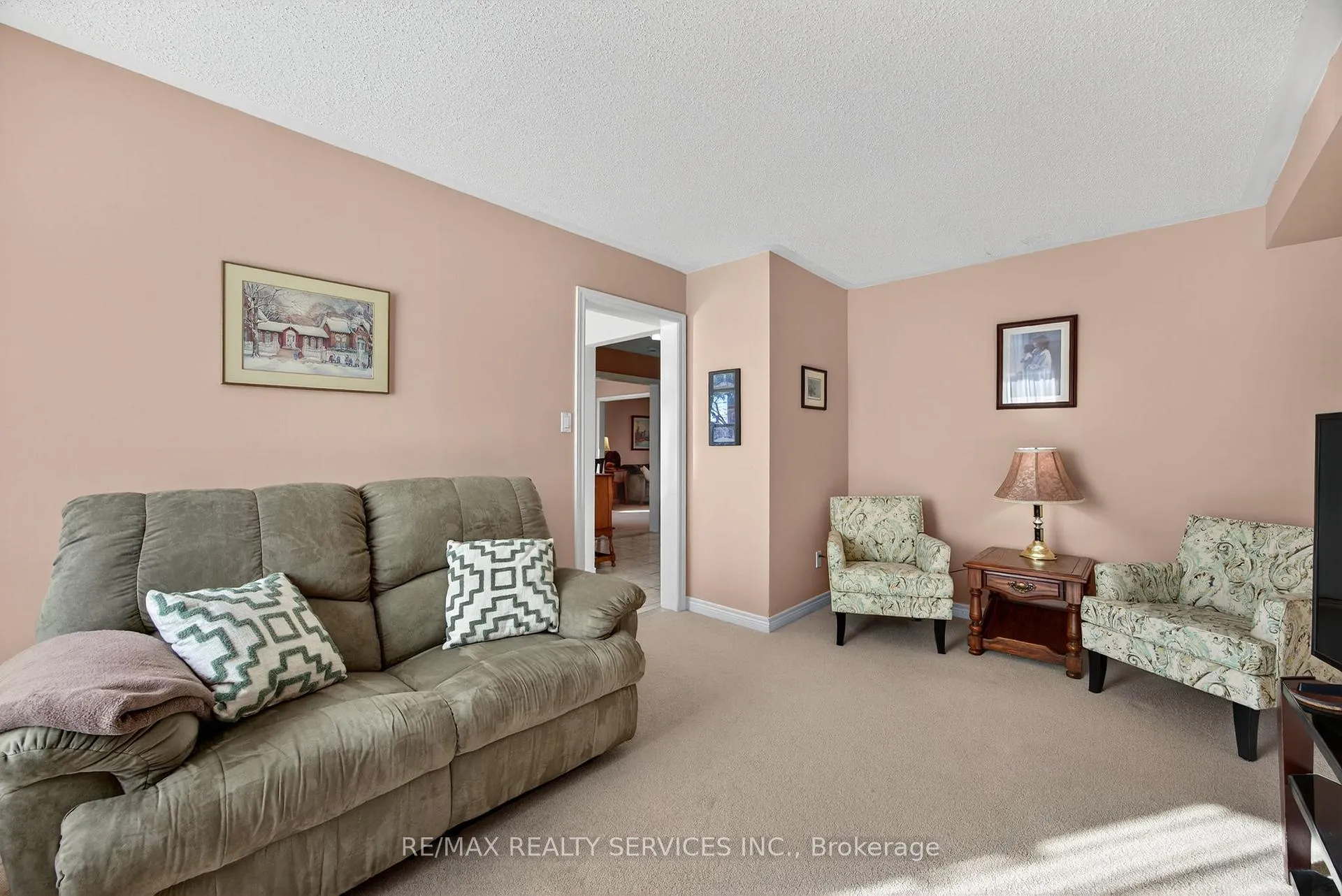 Photo 20 of 31 Gardenia Way, Caledon, Rural Caledon — HOMEH