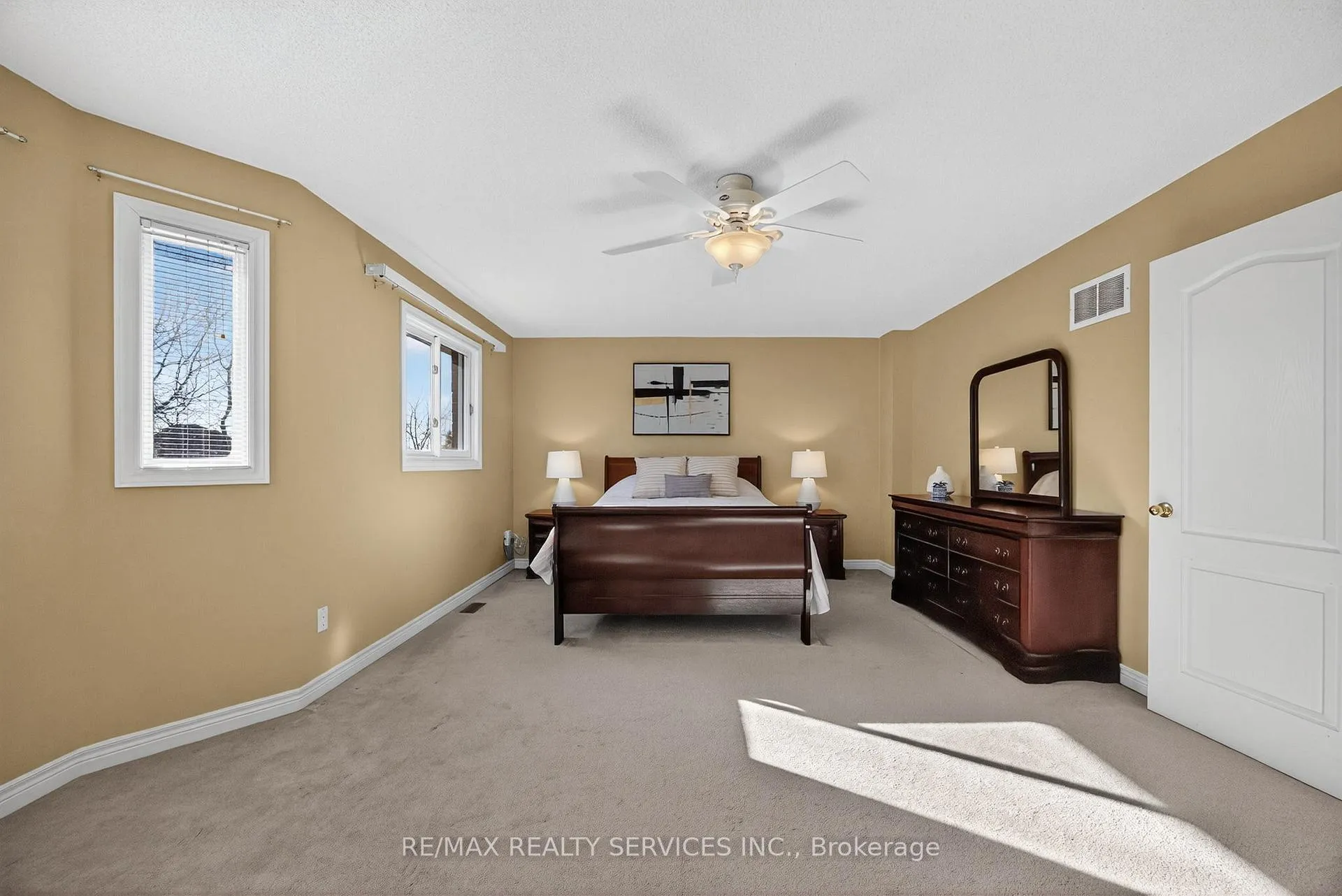 Photo 27 of 31 Gardenia Way, Caledon, Rural Caledon — HOMEH