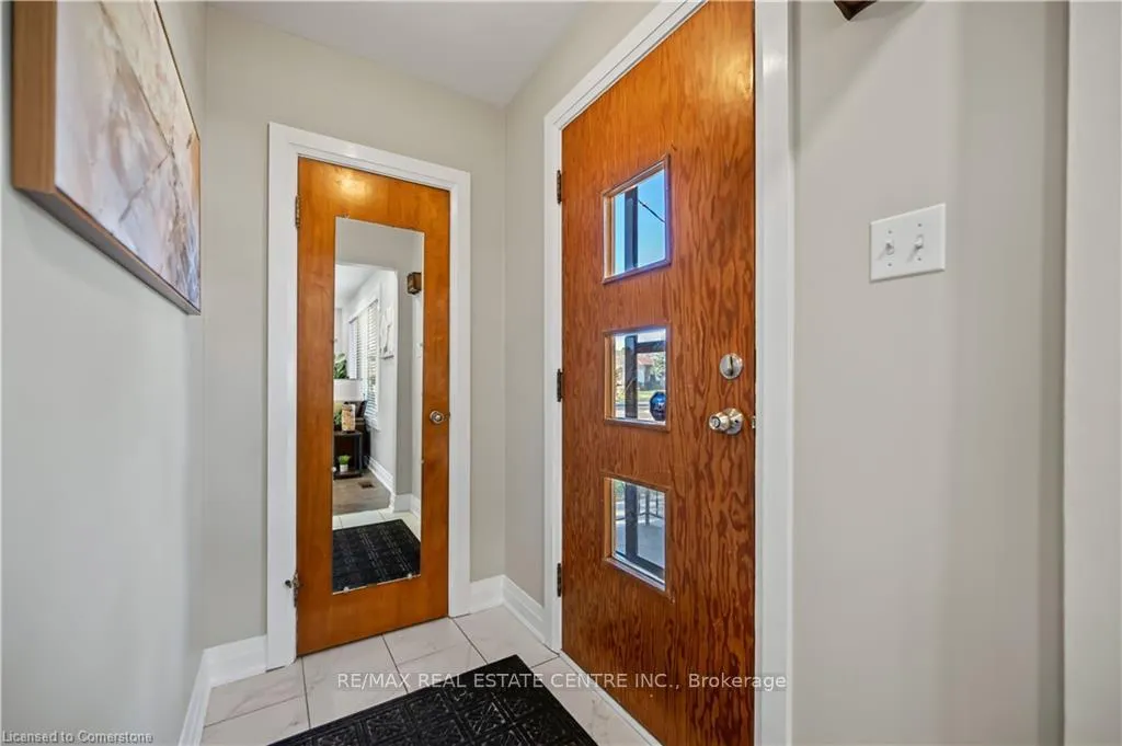 Photo 3 of 157 Adelaide Street, Kitchener — HOMEH