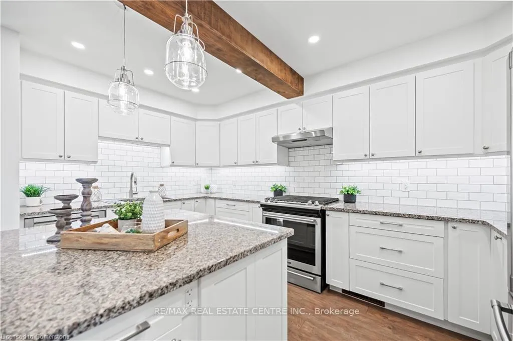 Photo 16 of 157 Adelaide Street, Kitchener — HOMEH