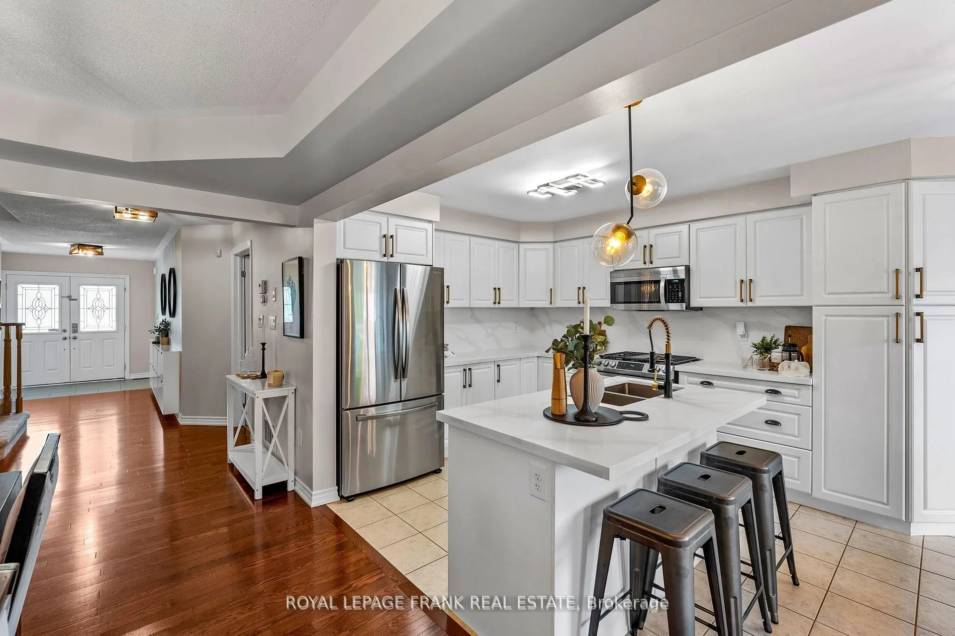 Photo 11 of 130 Worden Drive, Clarington, Courtice — HOMEH