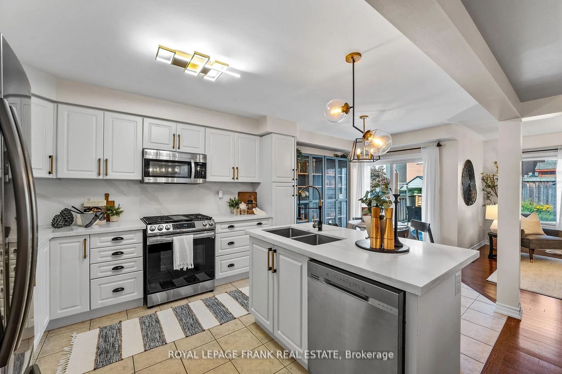 Photo 12 of 130 Worden Drive, Clarington, Courtice — HOMEH