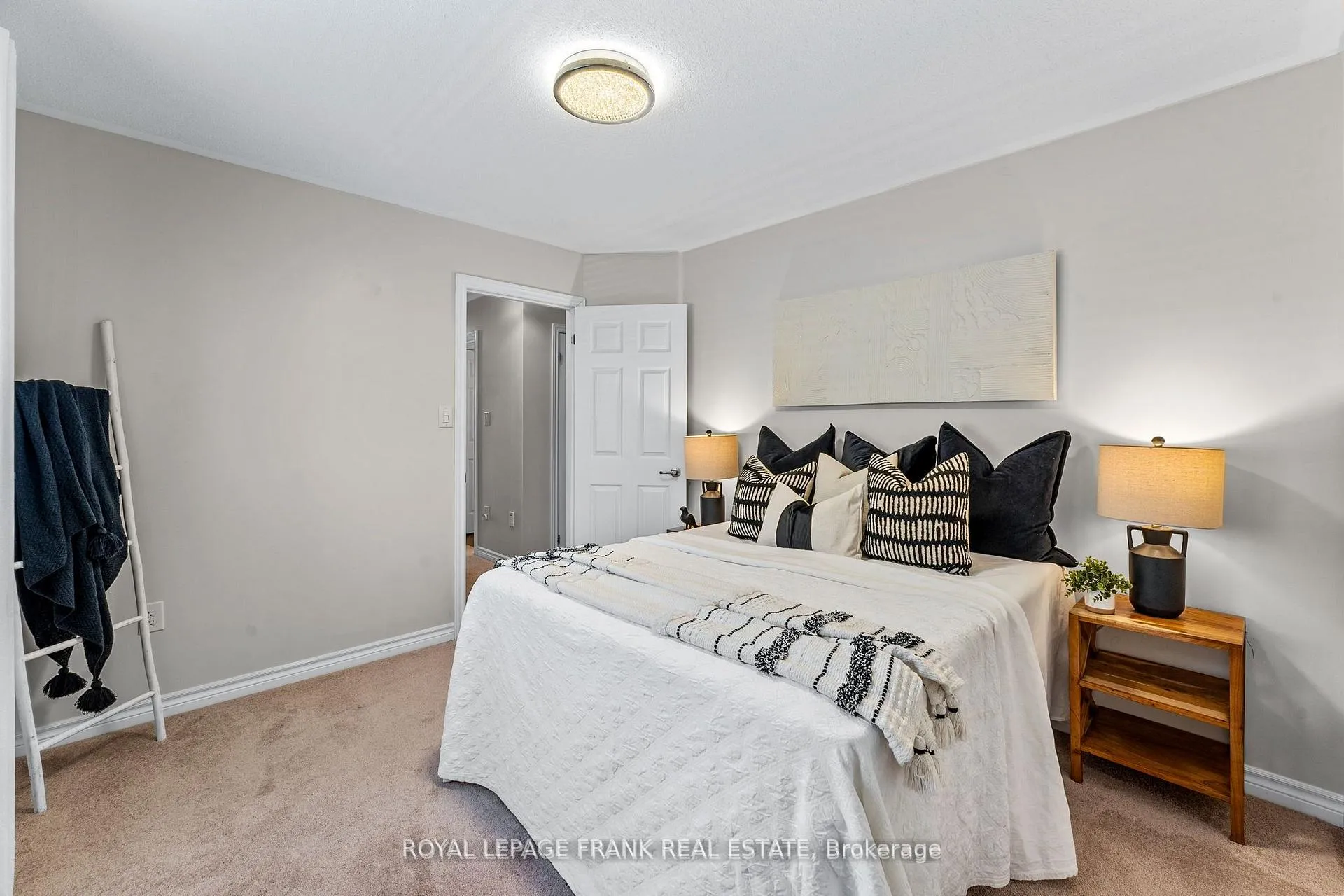 Photo 28 of 130 Worden Drive, Clarington, Courtice — HOMEH